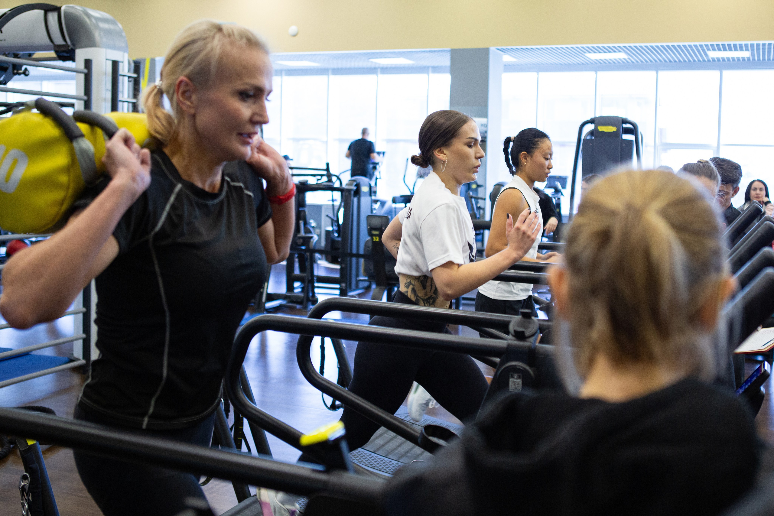 OCR Indoor Light. Кутузов Евгений Фотограф в Южно-Сахалинске