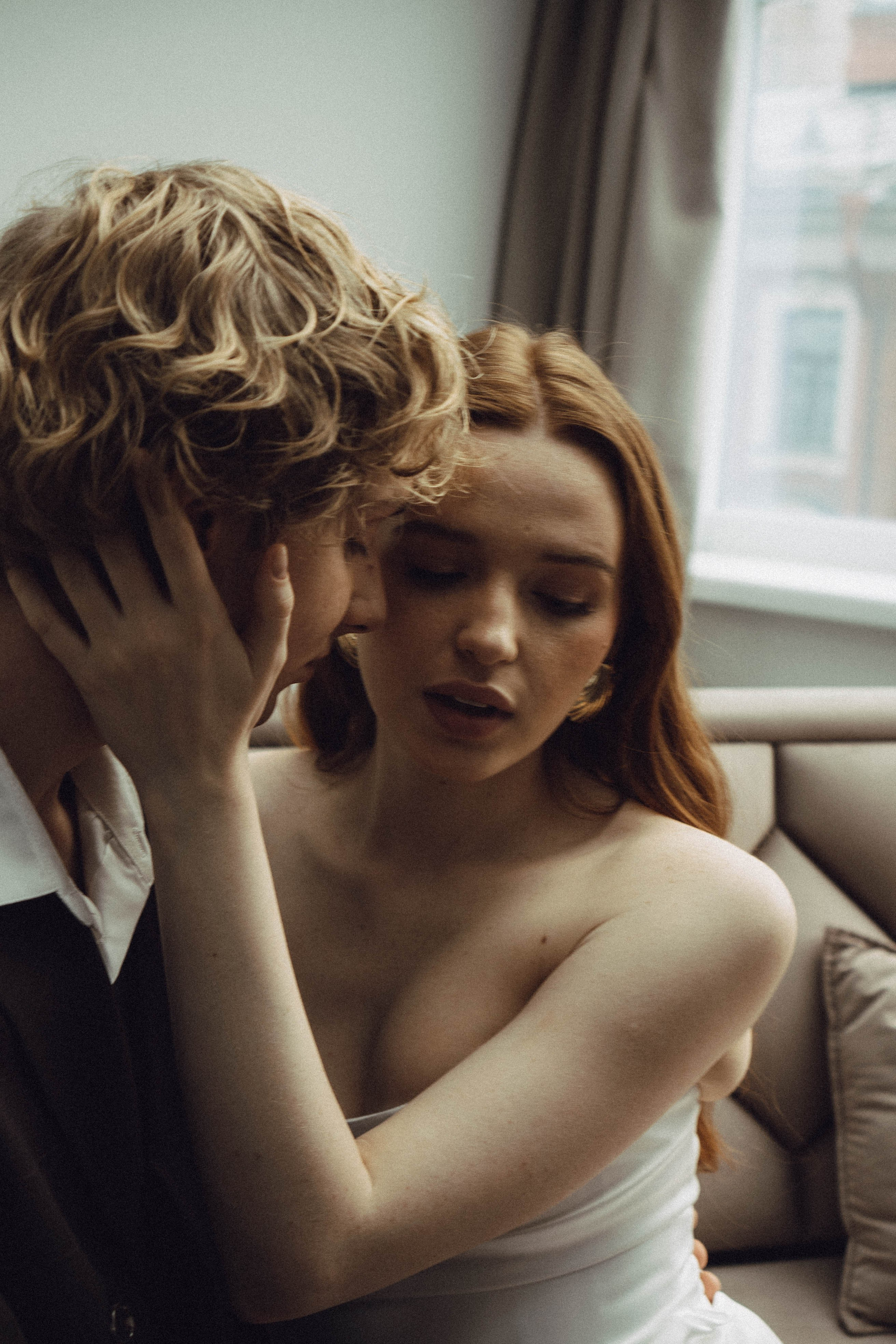 СВАДЕБНАЯ СЬЕМКА В ОТЕЛЕ. СБОРЫ ЖЕНИХА И НЕВЕСТЫ И ТАКЖЕ ТОР И ПОДГОТОВКА К ПРОГУЛКЕ. Профессиональный фотограф, Санкт-Петербург — Виктория Богомолова