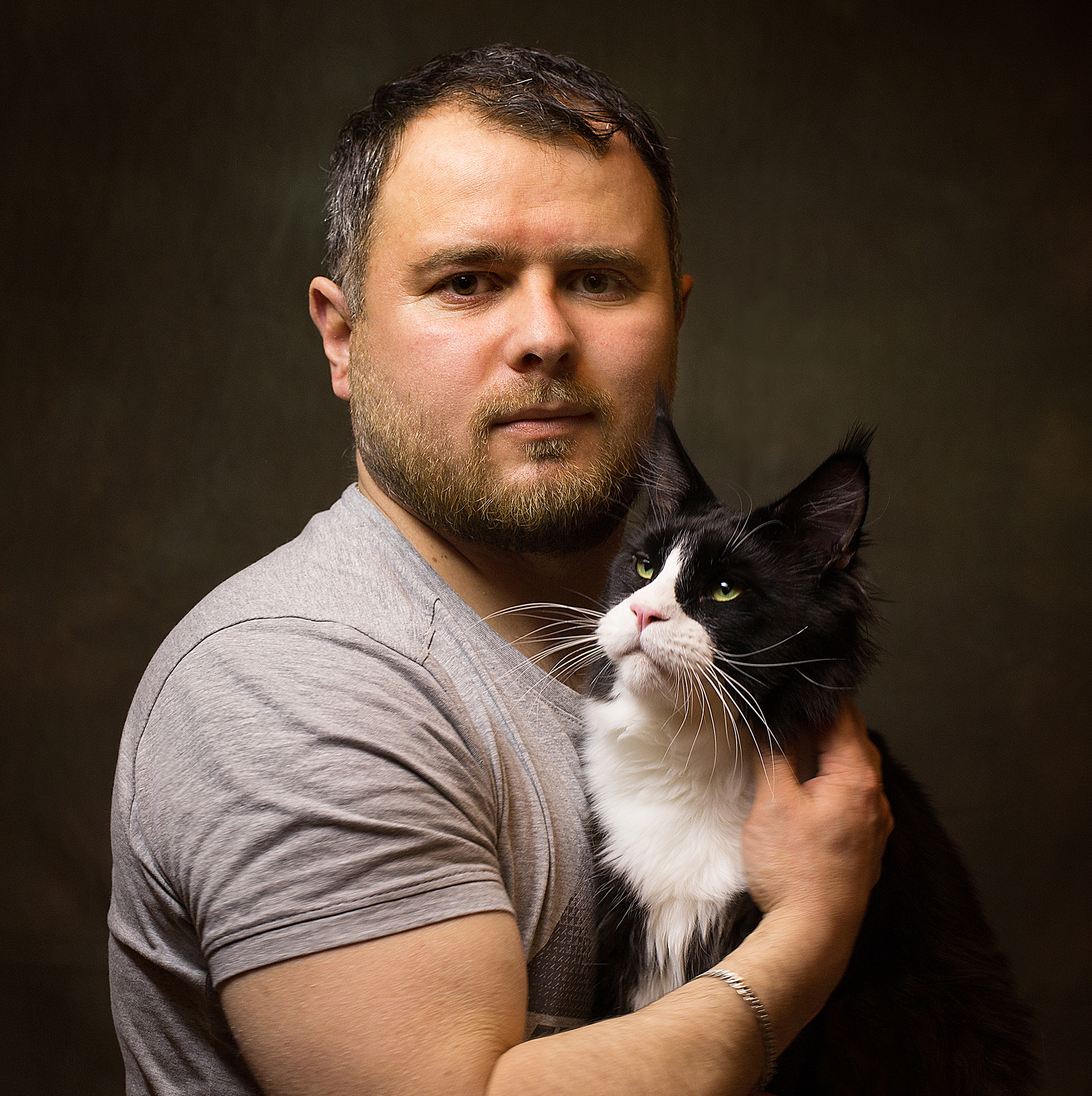 - cтудия Dogs & Cats. Photographer  Valeriy Velikov