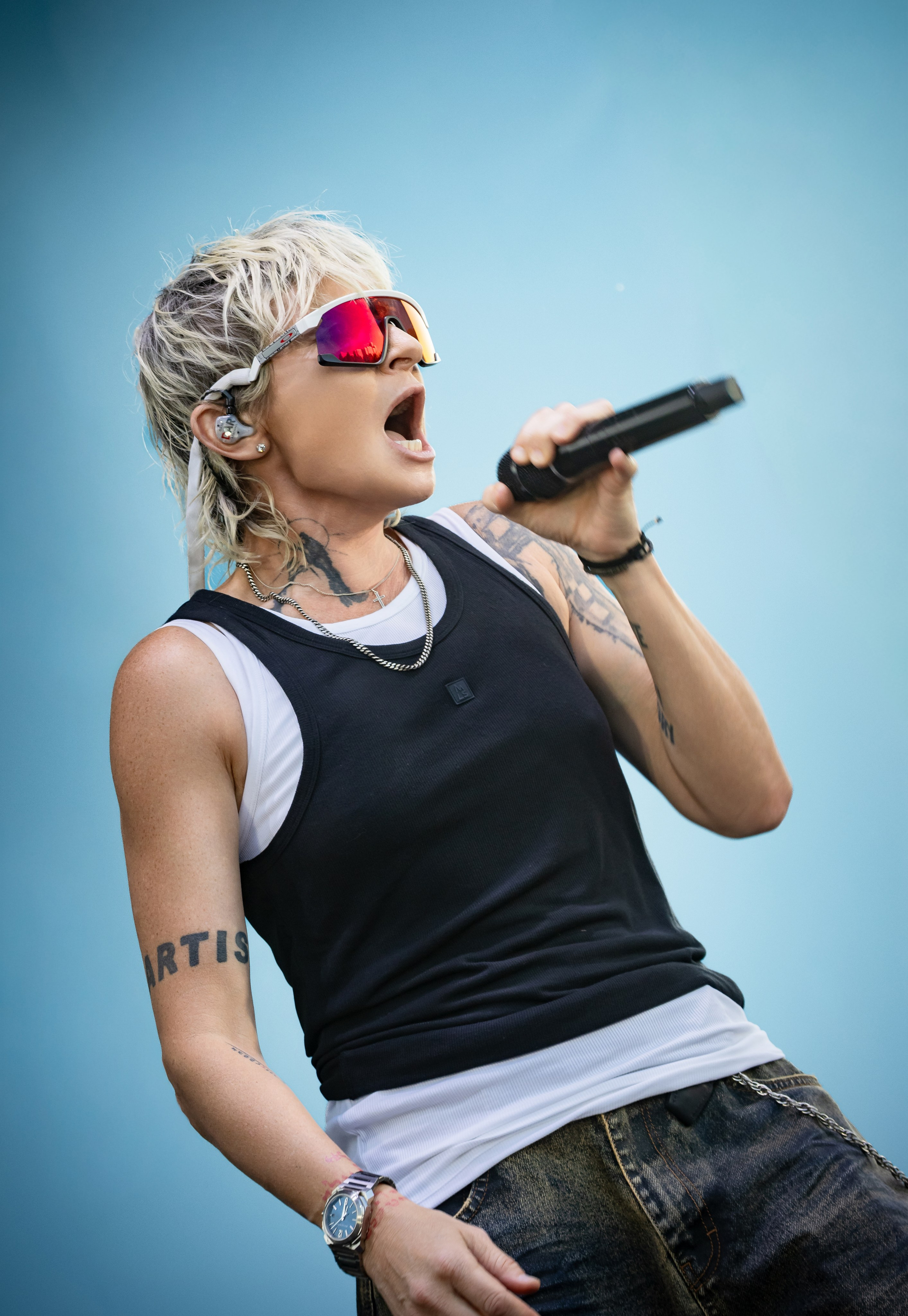 ROCK MUSIC. NE Cinema — backstage and reportage photography in cinema, music, Automotive and sport