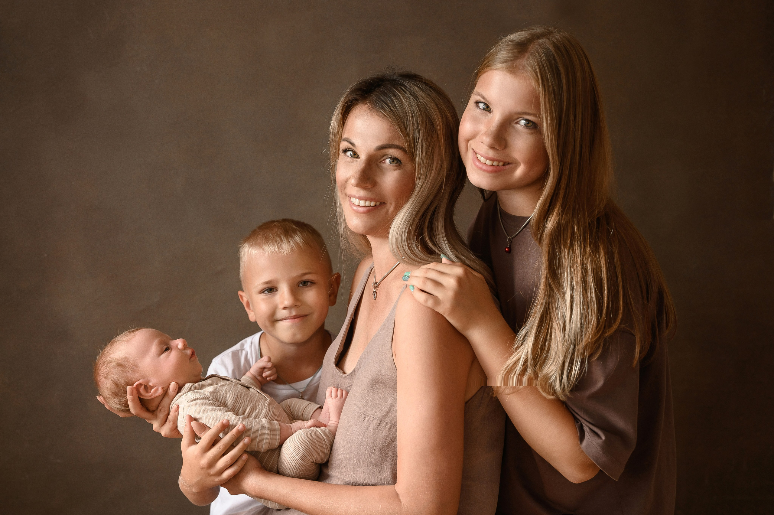 Новорожденные. Фотограф Каменск-Уральский Алена Обвинцева (фото новорожденных, в ожид