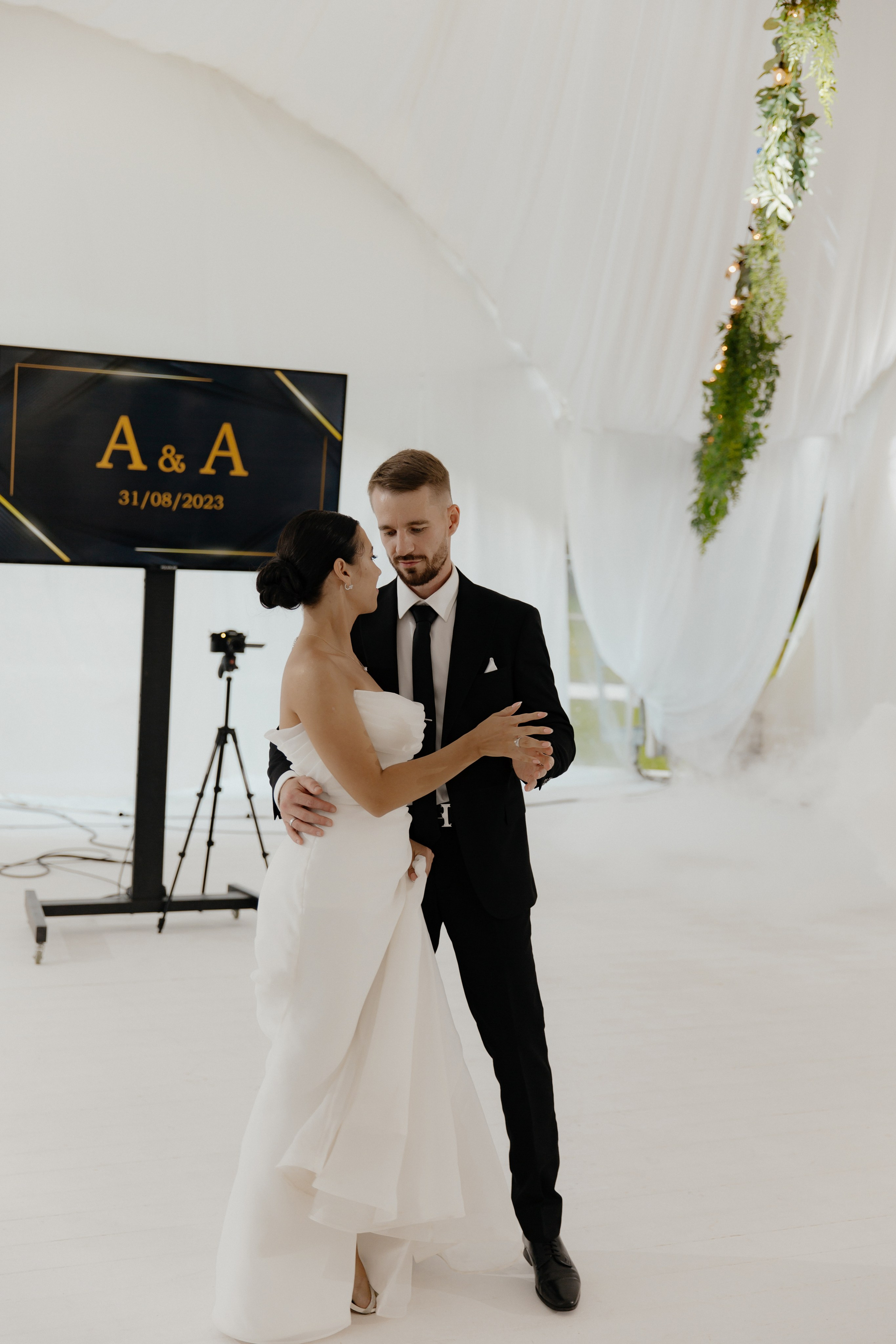 31.08.2024. RETOUCH-HOUSE