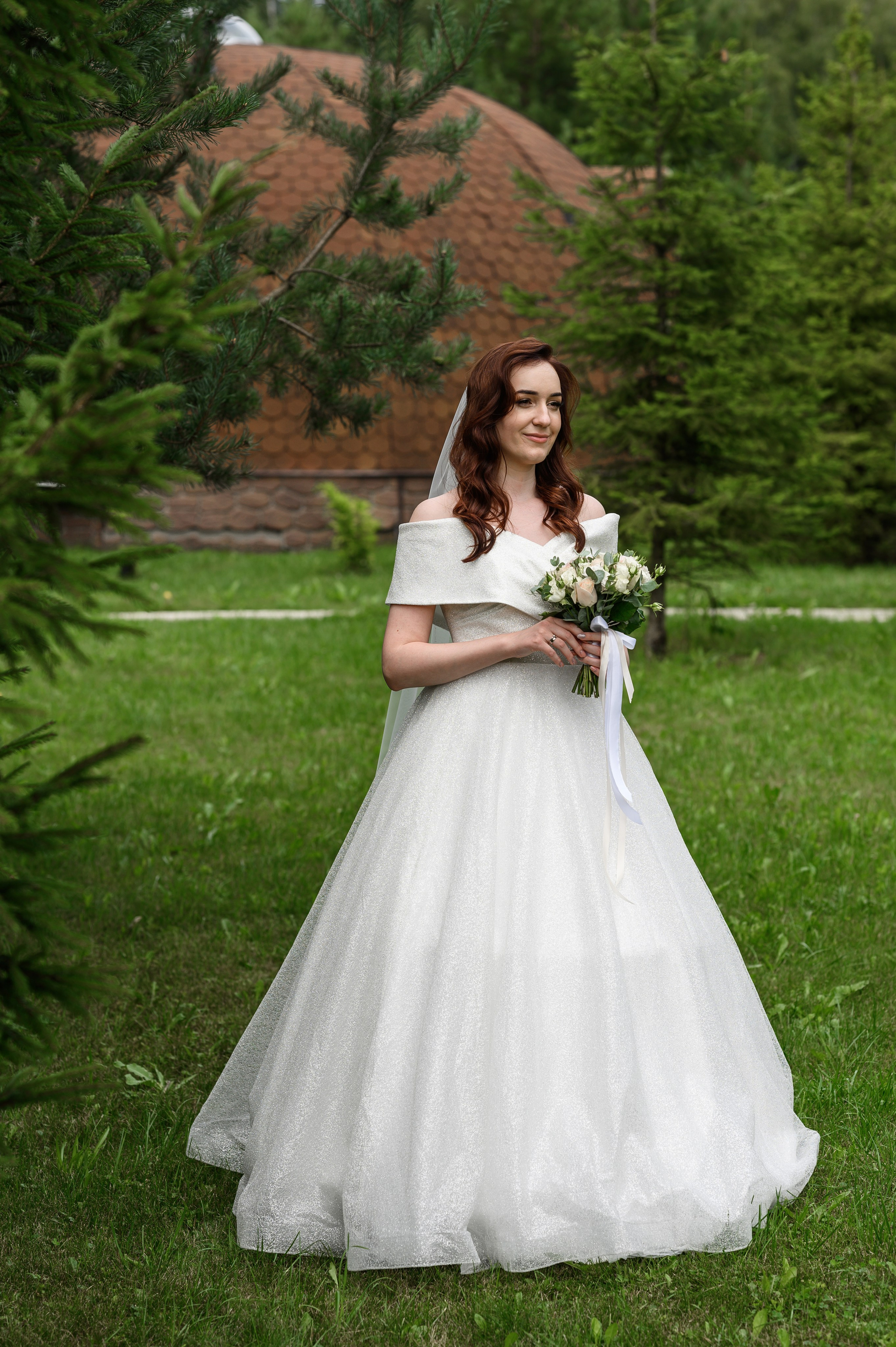 Свадебная фотосессия парк-отель Петрухино-клуб. Свадебный фотограф Москва Юрий Кульман