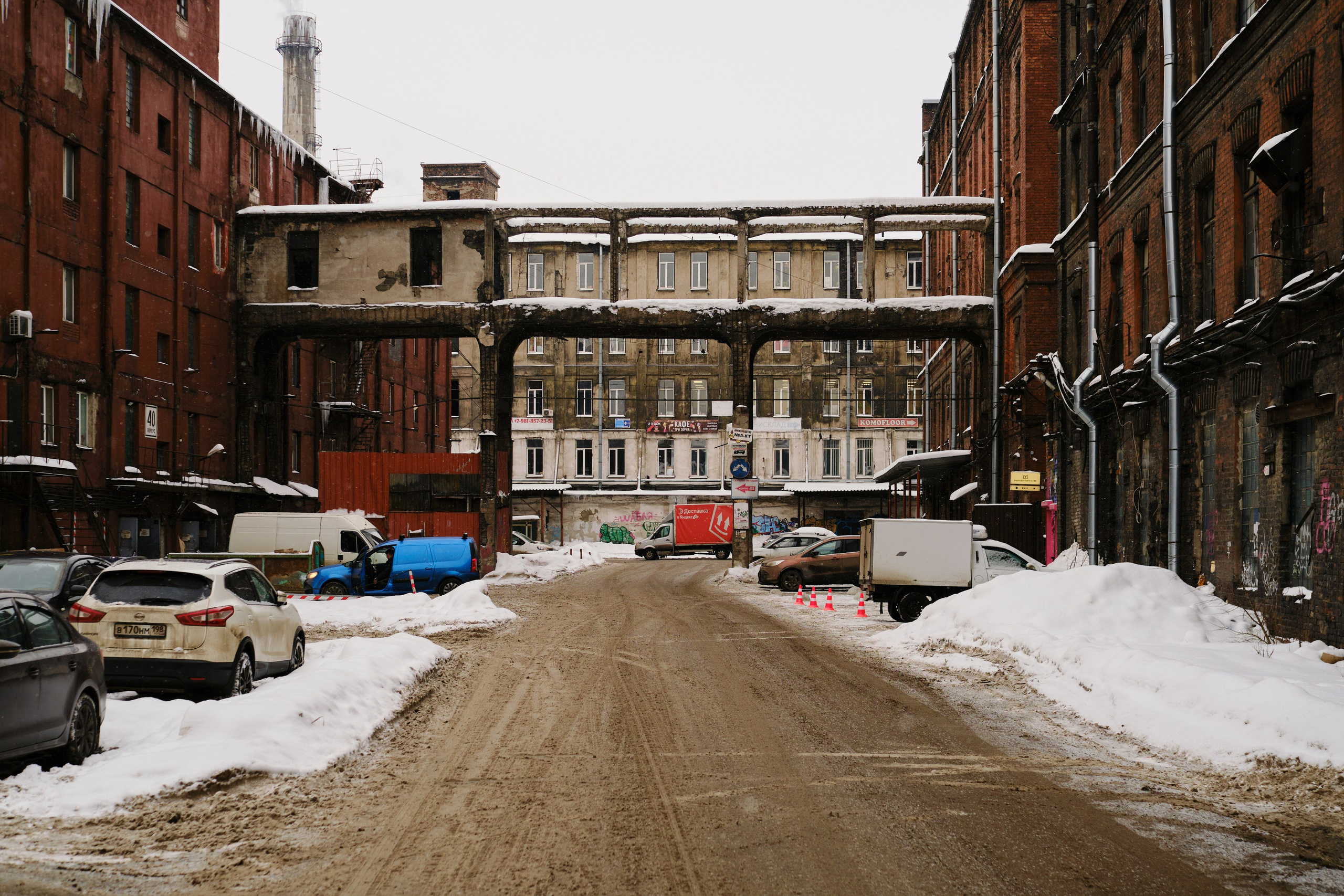 Красный треугольник — фотографии | Филипп Линзин. Репортажный и портретный фотограф в Санкт-Петербурге Филипп Линзин