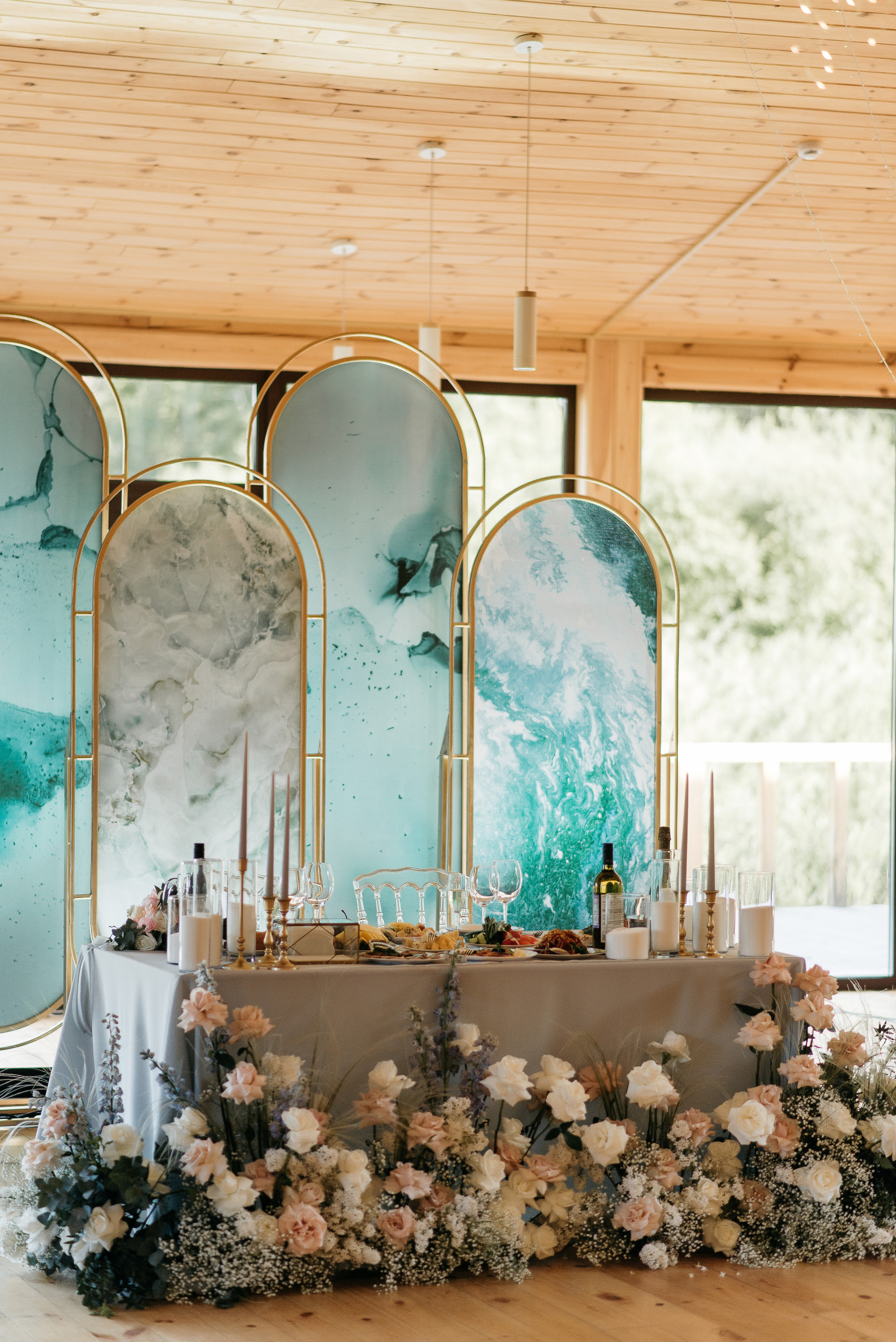 👰 Наталья @bartsionatalia и Дмитрий @dmitriiteliashkin🤵📸 Фото @Mooleen.Aleksandr 🎀 Организация @Balandina.event 💄 Визаж @Juliavasstr⛪️ Локация @Drokinopark 🎊 Декор и флористика @Sortasvadeb👗 Платье @Gabbiano_krasnoyarsk🧥 Костюм жениха @Menslook_krsk🎤 Ведущий @Perepelitsa_alexey 🔧Оборудование @Zvukiservis24 📹 Видео @itsibik