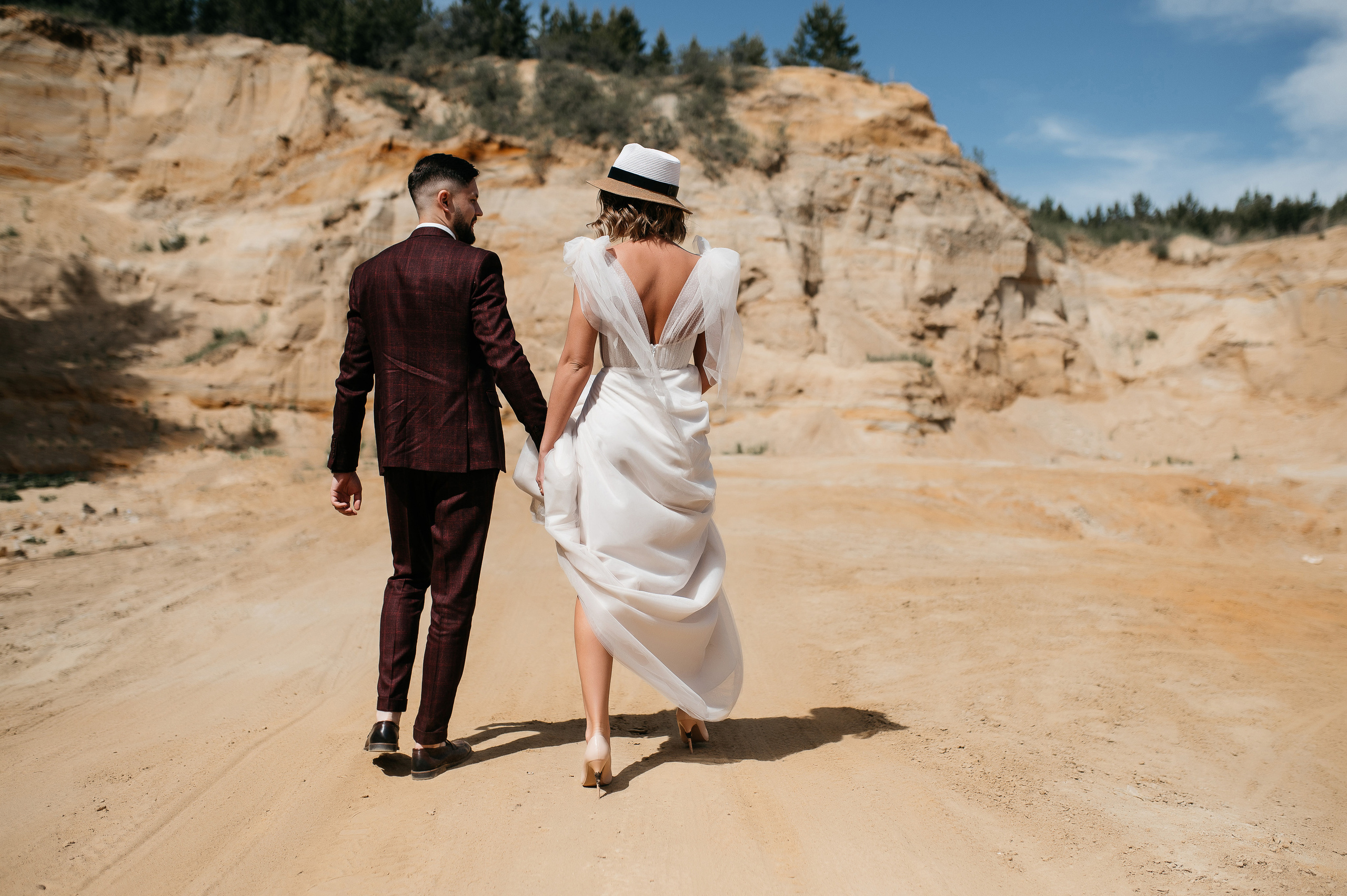 👰 Наталья @bartsionatalia и Дмитрий @dmitriiteliashkin🤵📸 Фото @Mooleen.Aleksandr 🎀 Организация @Balandina.event 💄 Визаж @Juliavasstr⛪️ Локация @Drokinopark 🎊 Декор и флористика @Sortasvadeb👗 Платье @Gabbiano_krasnoyarsk🧥 Костюм жениха @Menslook_krsk🎤 Ведущий @Perepelitsa_alexey 🔧Оборудование @Zvukiservis24 📹 Видео @itsibik