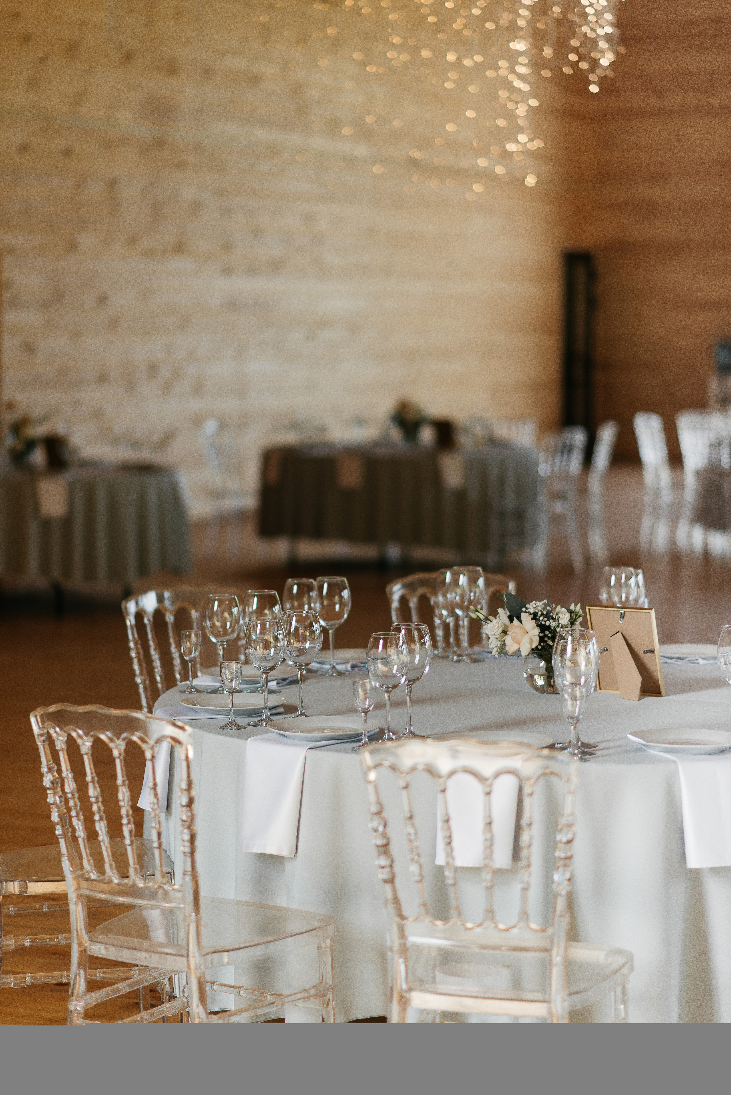 👰 Наталья @bartsionatalia и Дмитрий @dmitriiteliashkin🤵📸 Фото @Mooleen.Aleksandr 🎀 Организация @Balandina.event 💄 Визаж @Juliavasstr⛪️ Локация @Drokinopark 🎊 Декор и флористика @Sortasvadeb👗 Платье @Gabbiano_krasnoyarsk🧥 Костюм жениха @Menslook_krsk🎤 Ведущий @Perepelitsa_alexey 🔧Оборудование @Zvukiservis24 📹 Видео @itsibik