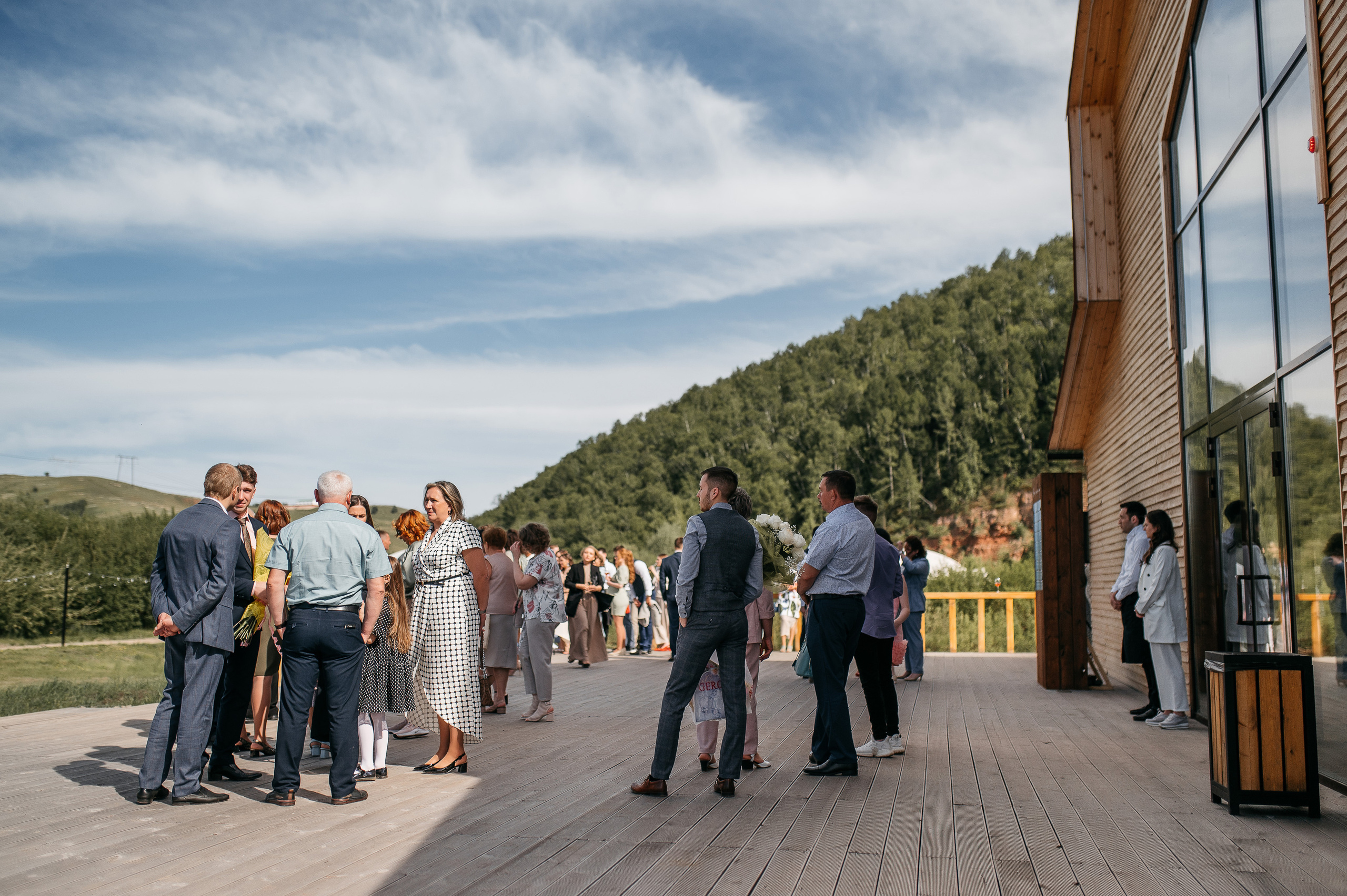 👰 Наталья @bartsionatalia и Дмитрий @dmitriiteliashkin🤵📸 Фото @Mooleen.Aleksandr 🎀 Организация @Balandina.event 💄 Визаж @Juliavasstr⛪️ Локация @Drokinopark 🎊 Декор и флористика @Sortasvadeb👗 Платье @Gabbiano_krasnoyarsk🧥 Костюм жениха @Menslook_krsk🎤 Ведущий @Perepelitsa_alexey 🔧Оборудование @Zvukiservis24 📹 Видео @itsibik