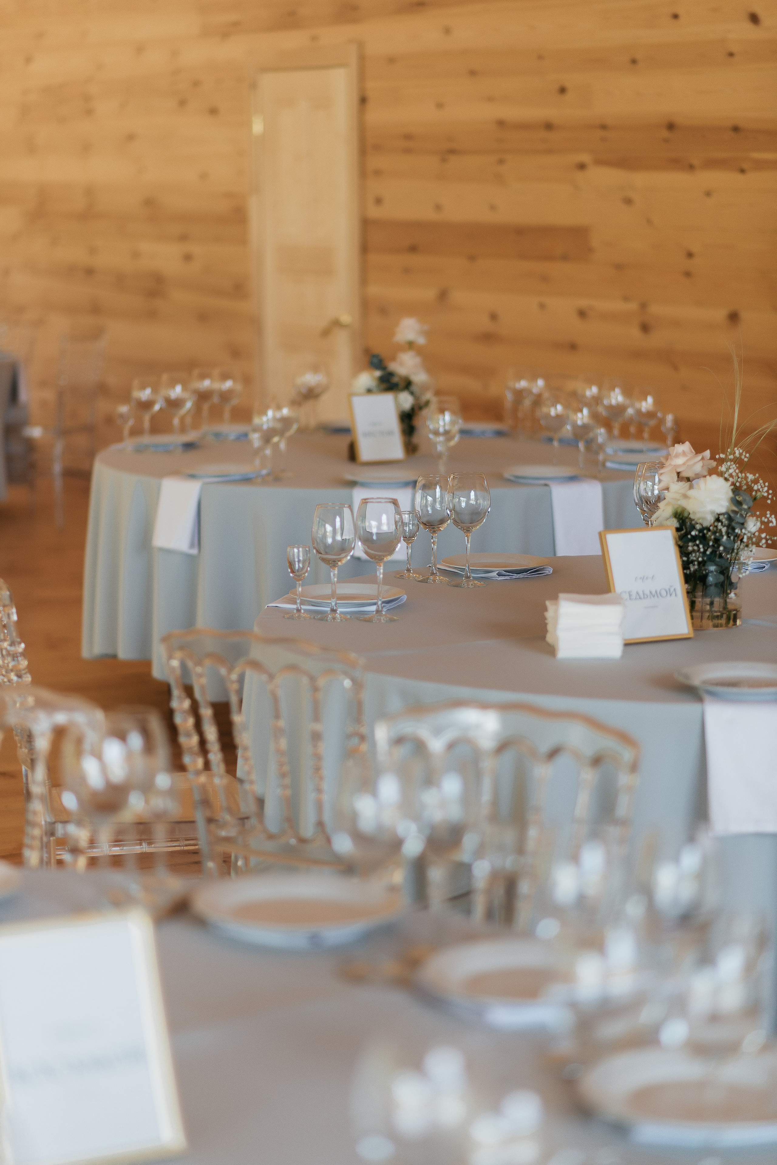 👰 Наталья @bartsionatalia и Дмитрий @dmitriiteliashkin🤵📸 Фото @Mooleen.Aleksandr 🎀 Организация @Balandina.event 💄 Визаж @Juliavasstr⛪️ Локация @Drokinopark 🎊 Декор и флористика @Sortasvadeb👗 Платье @Gabbiano_krasnoyarsk🧥 Костюм жениха @Menslook_krsk🎤 Ведущий @Perepelitsa_alexey 🔧Оборудование @Zvukiservis24 📹 Видео @itsibik