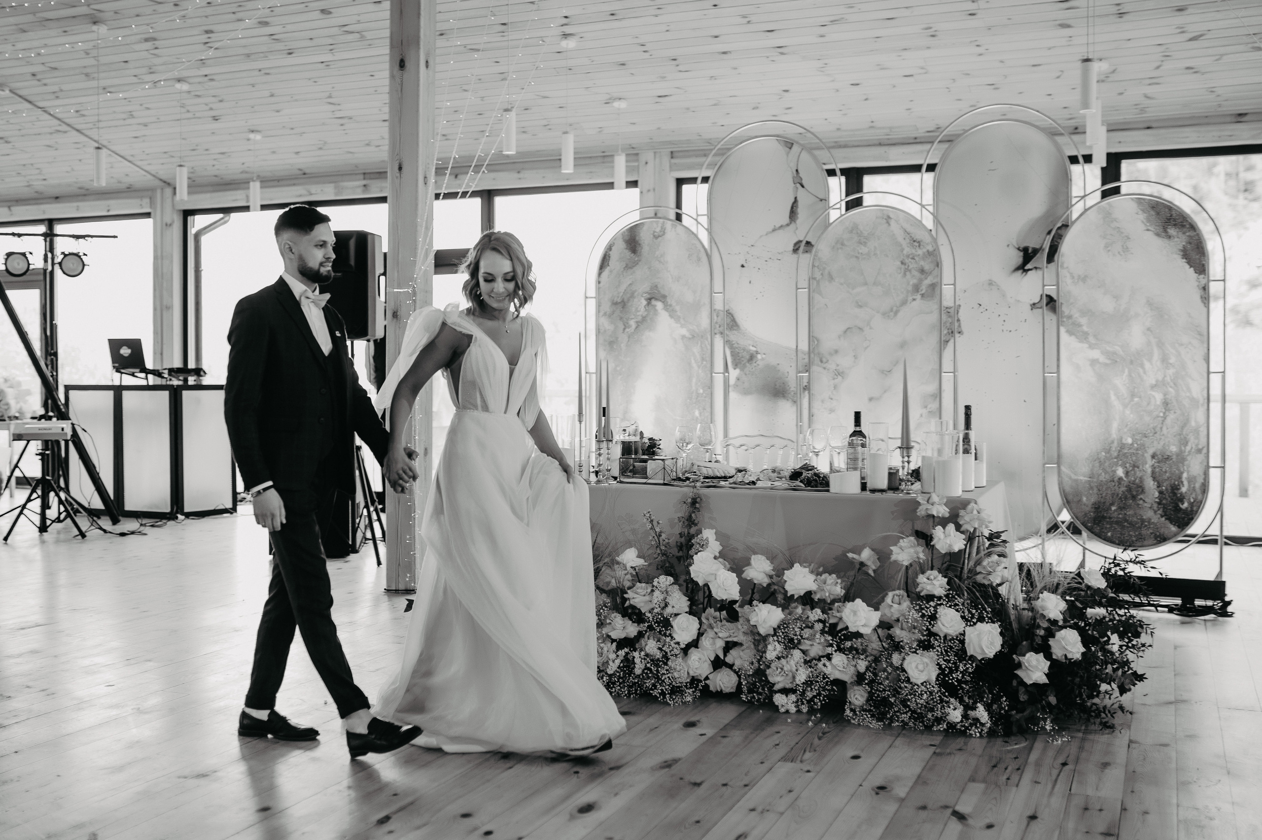 👰 Наталья @bartsionatalia и Дмитрий @dmitriiteliashkin🤵📸 Фото @Mooleen.Aleksandr 🎀 Организация @Balandina.event 💄 Визаж @Juliavasstr⛪️ Локация @Drokinopark 🎊 Декор и флористика @Sortasvadeb👗 Платье @Gabbiano_krasnoyarsk🧥 Костюм жениха @Menslook_krsk🎤 Ведущий @Perepelitsa_alexey 🔧Оборудование @Zvukiservis24 📹 Видео @itsibik