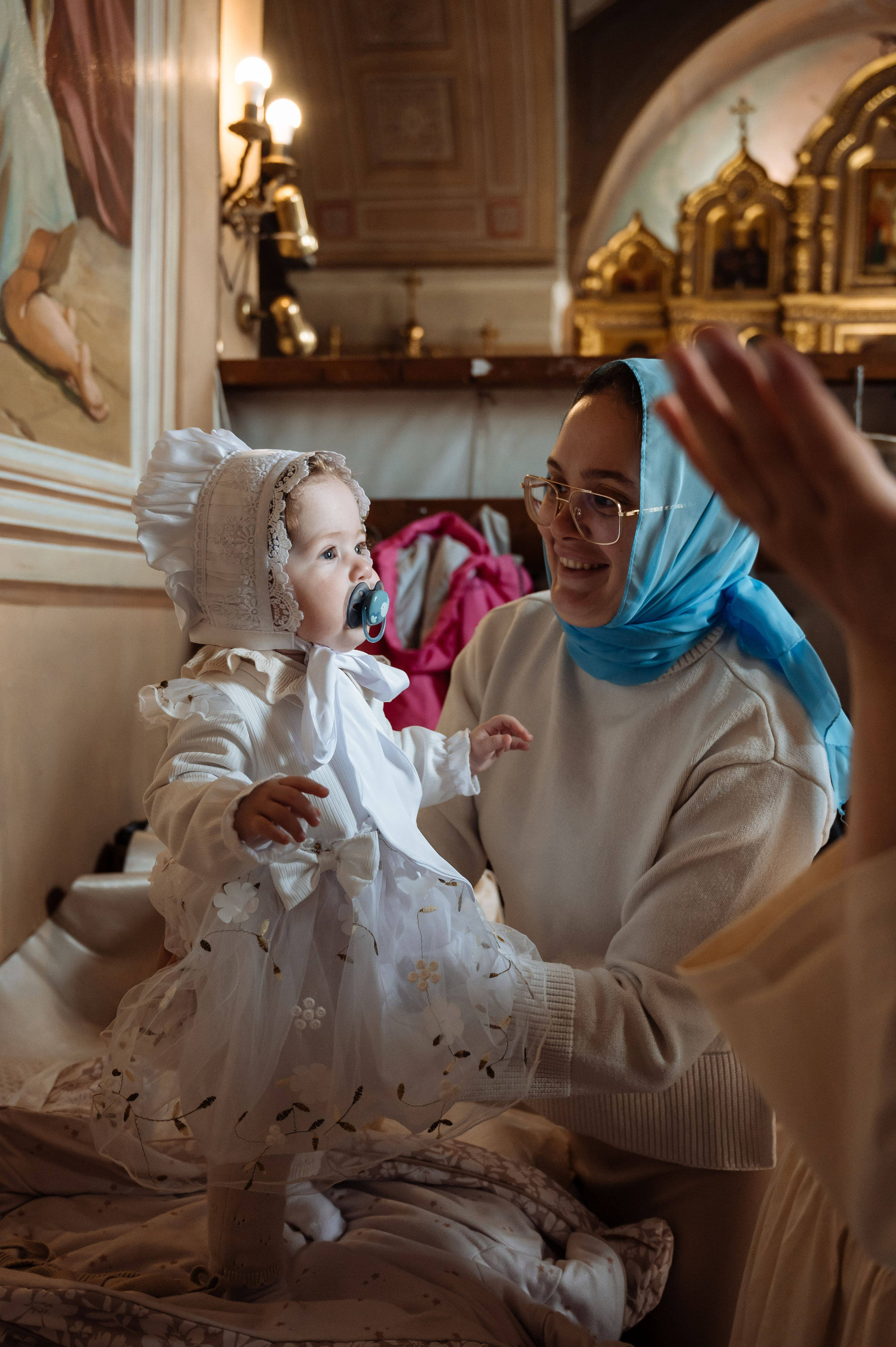 Фотосъёмка крещения. Анастасия Петрович фотограф, фотокорреспондент в Москве и Санкт-Петербурге. Фотосъёмка репортажа, мероприятия, корпоративная съёмка, контент