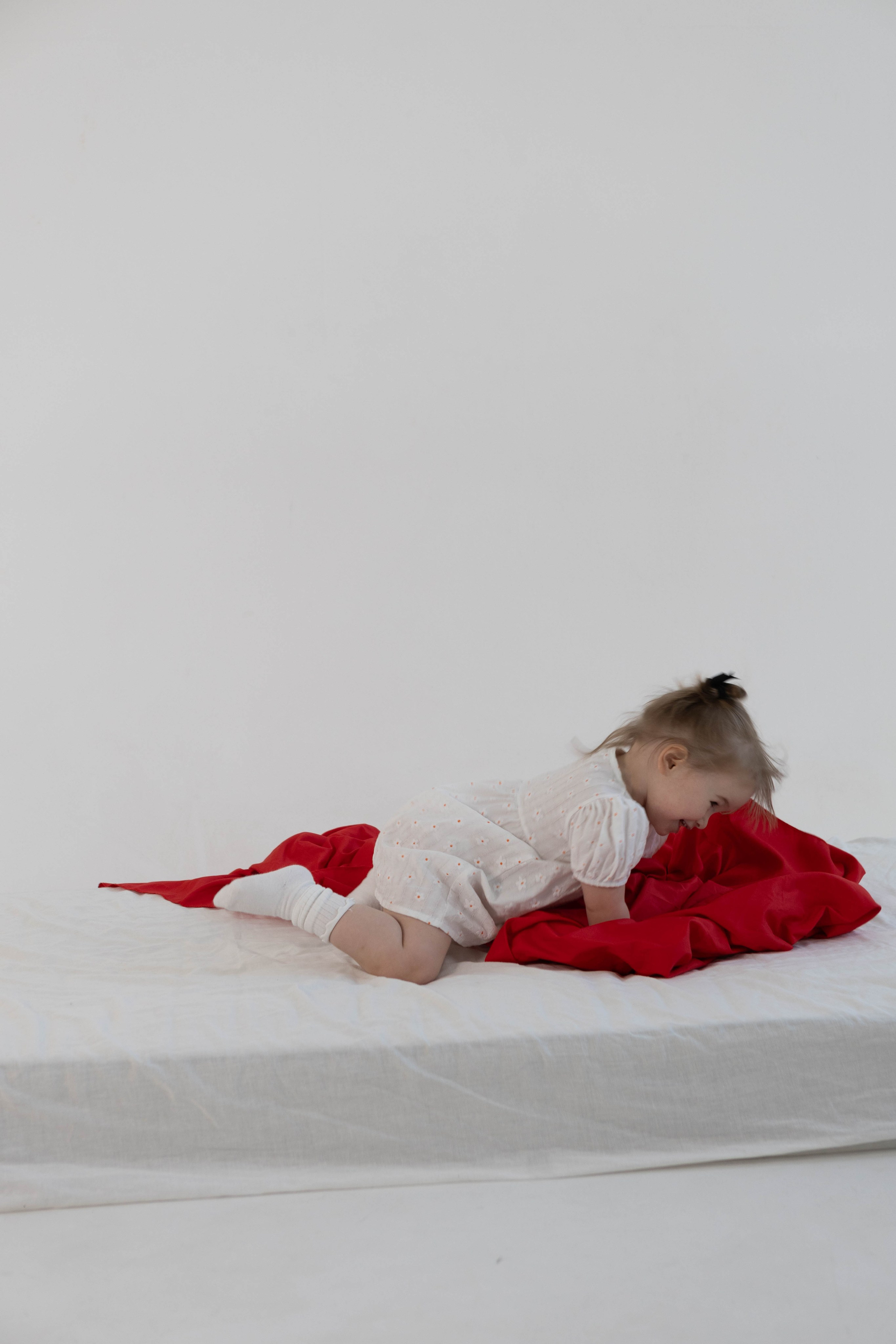 Семейная: Алена и ее дочка Женя. Контент-фотограф для творческих единиц и мастеров в Санкт-Петербурге