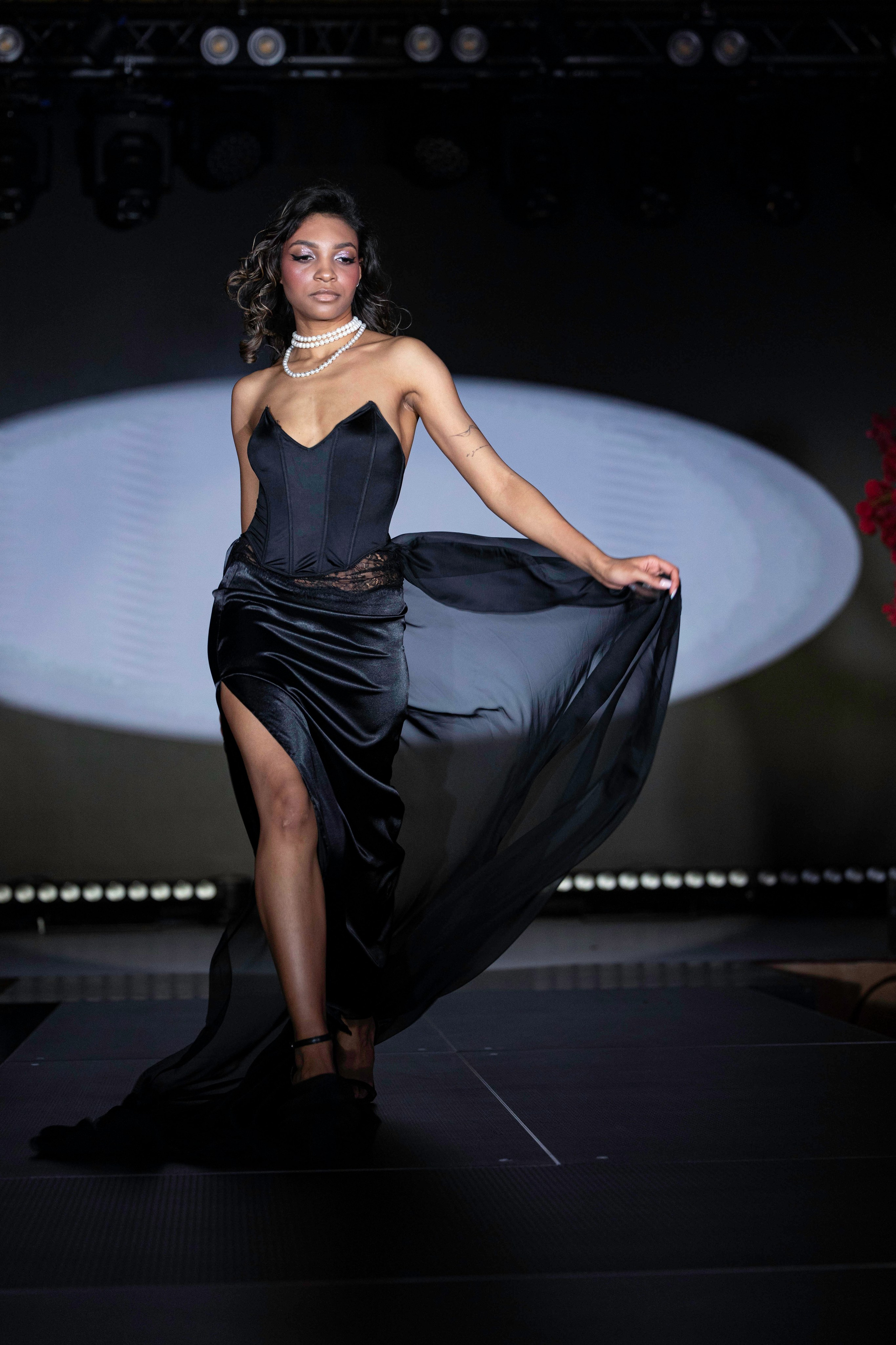 Модный показ «ИСКУШЕНИЕ» Казино Шамбала. Фотограф Olya Posnimay