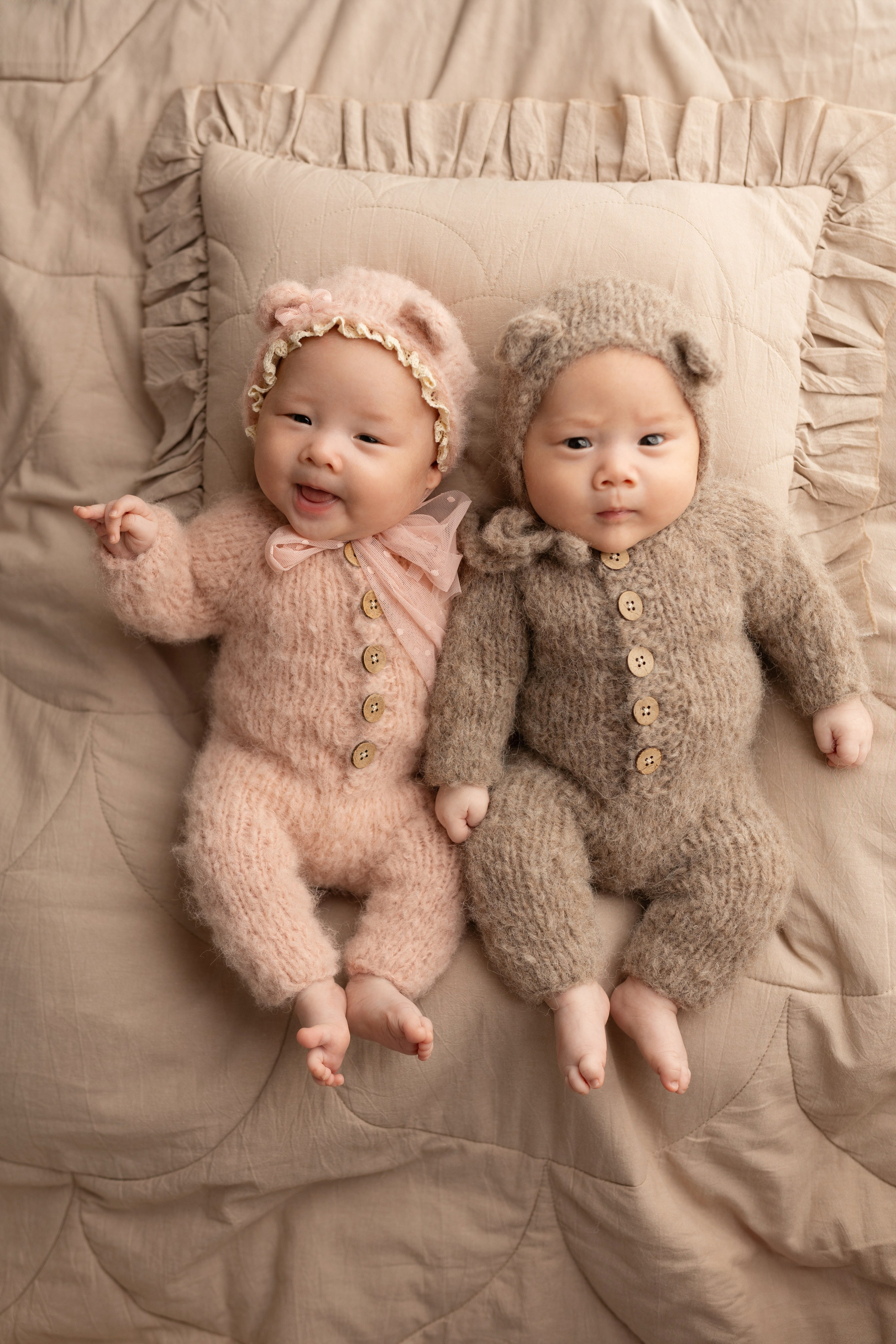 Айару и Амре. Лилия Алтухова — фотограф новорожденных в Москве и области