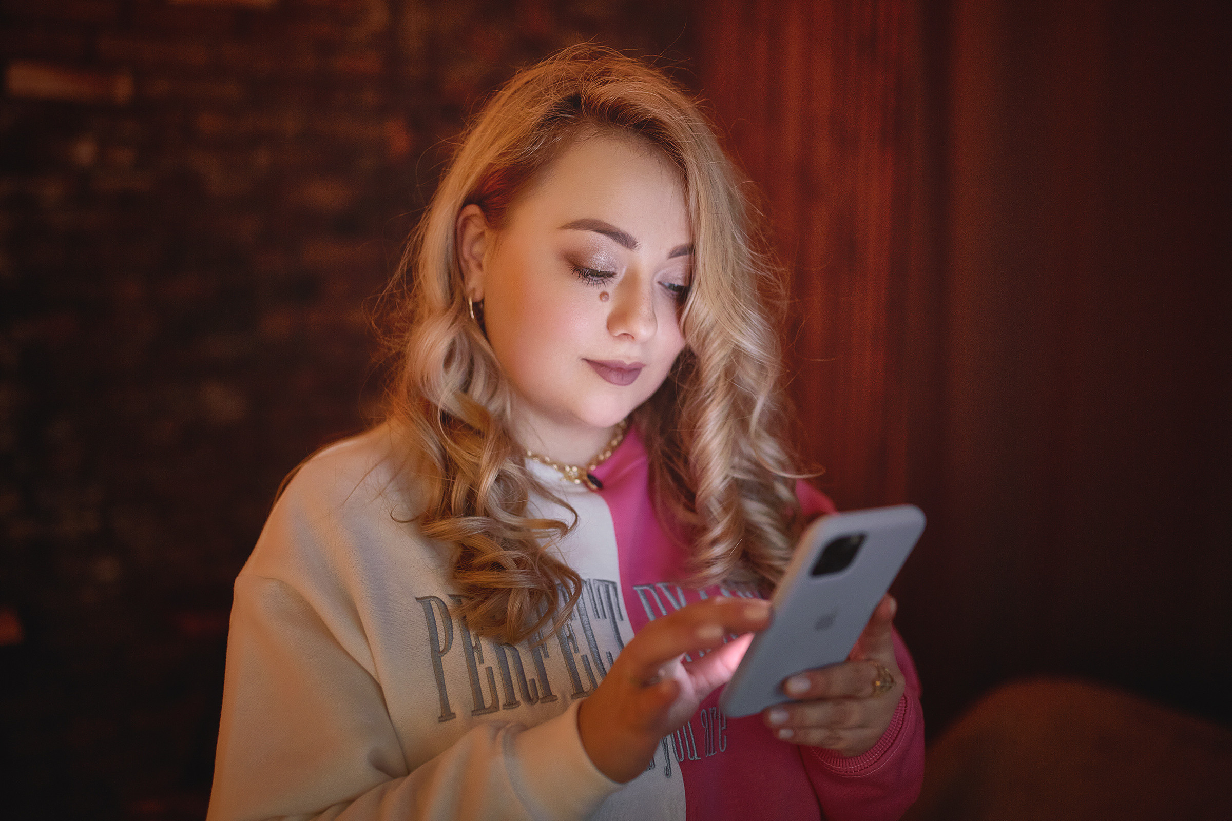 Контент-съемка в студии «Лаванда» (часть 2). Фотограф Роман Желтухин