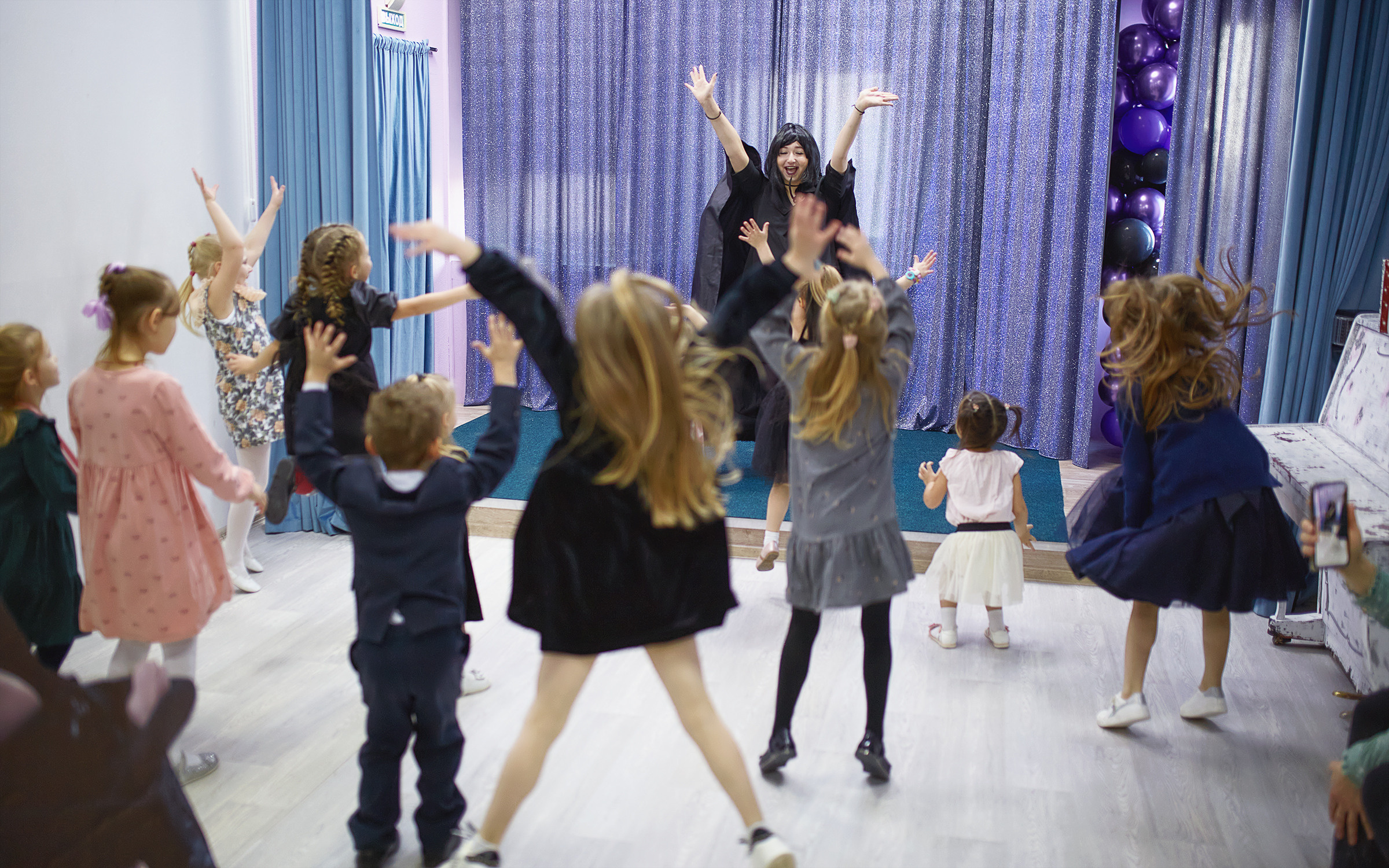 День рождения Полины (11.12.2021). Фотограф Роман Желтухин