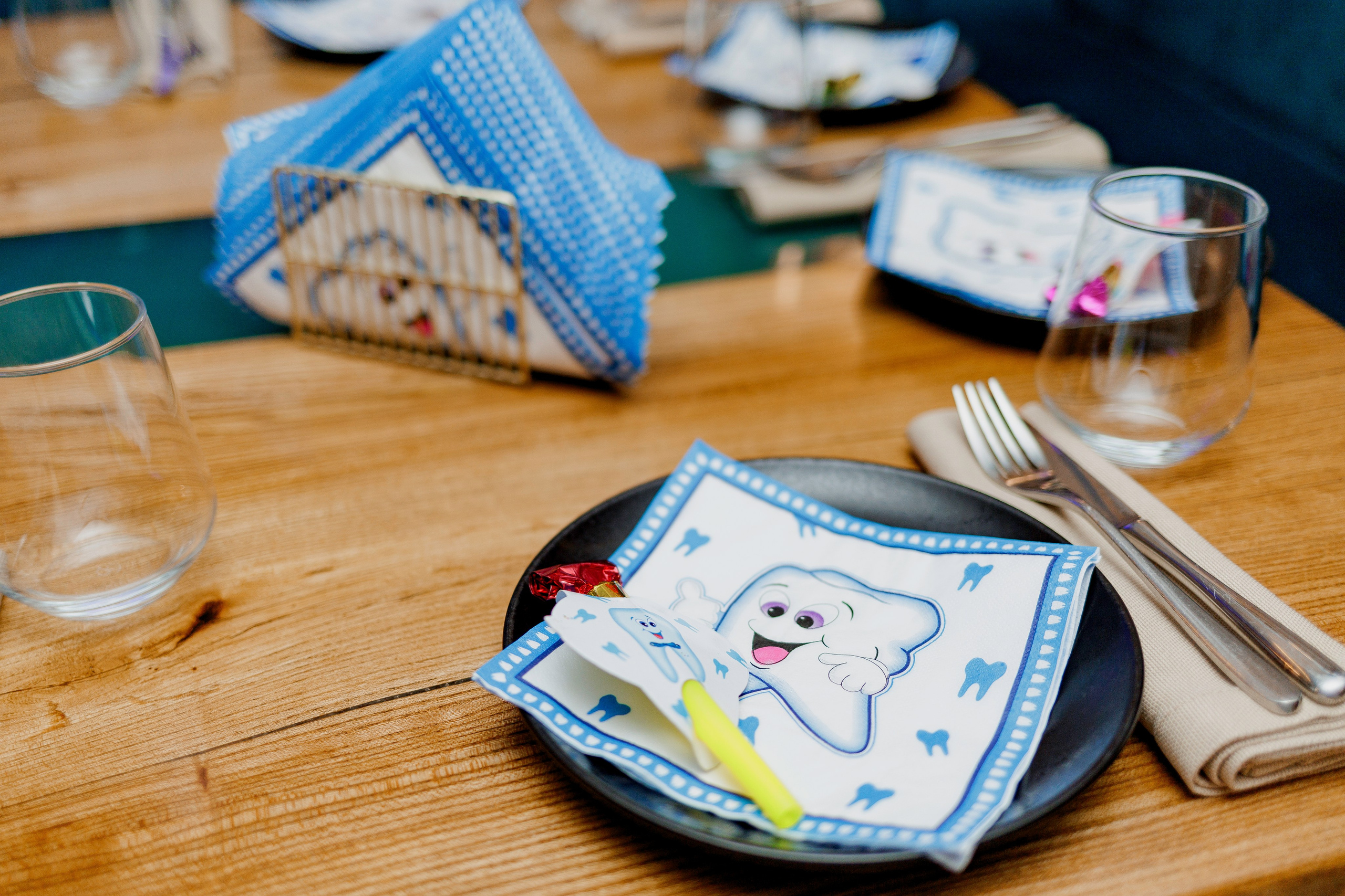 Первый зубик. Фотограф в Петербурге