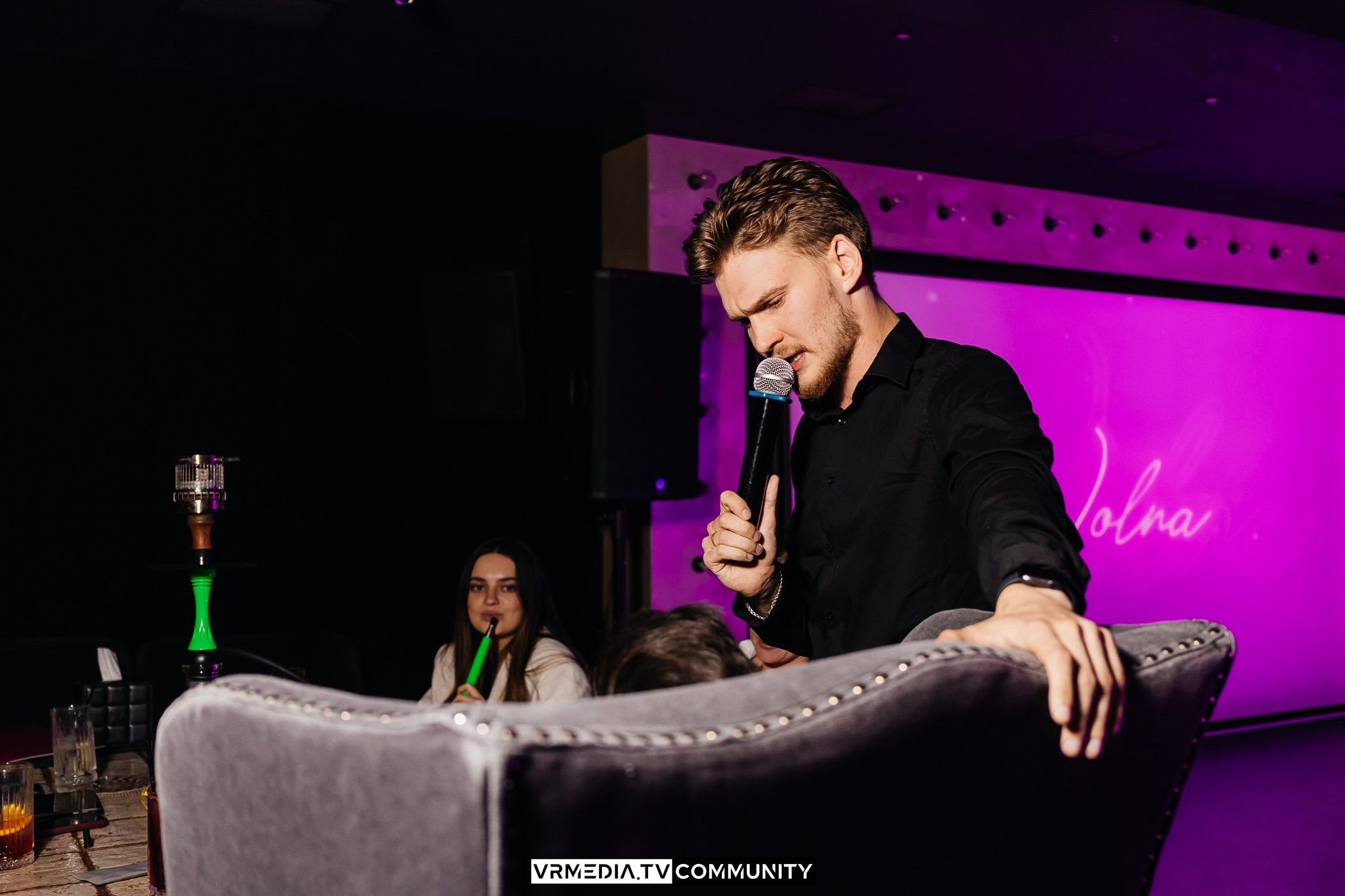 Выходные в караоке-бар «Volna»