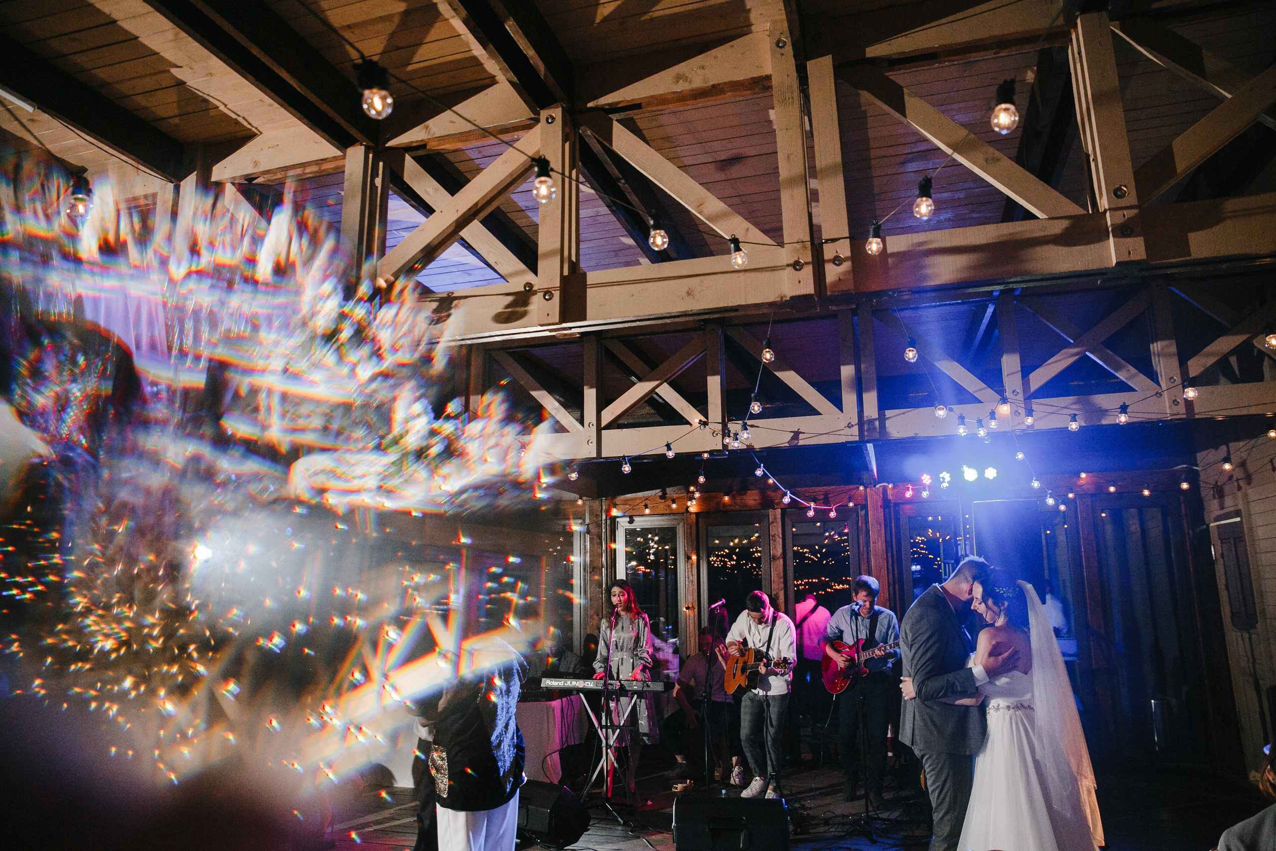 Влад и Ира. Ведущий на свадьбу в Москве Зубков Алексей