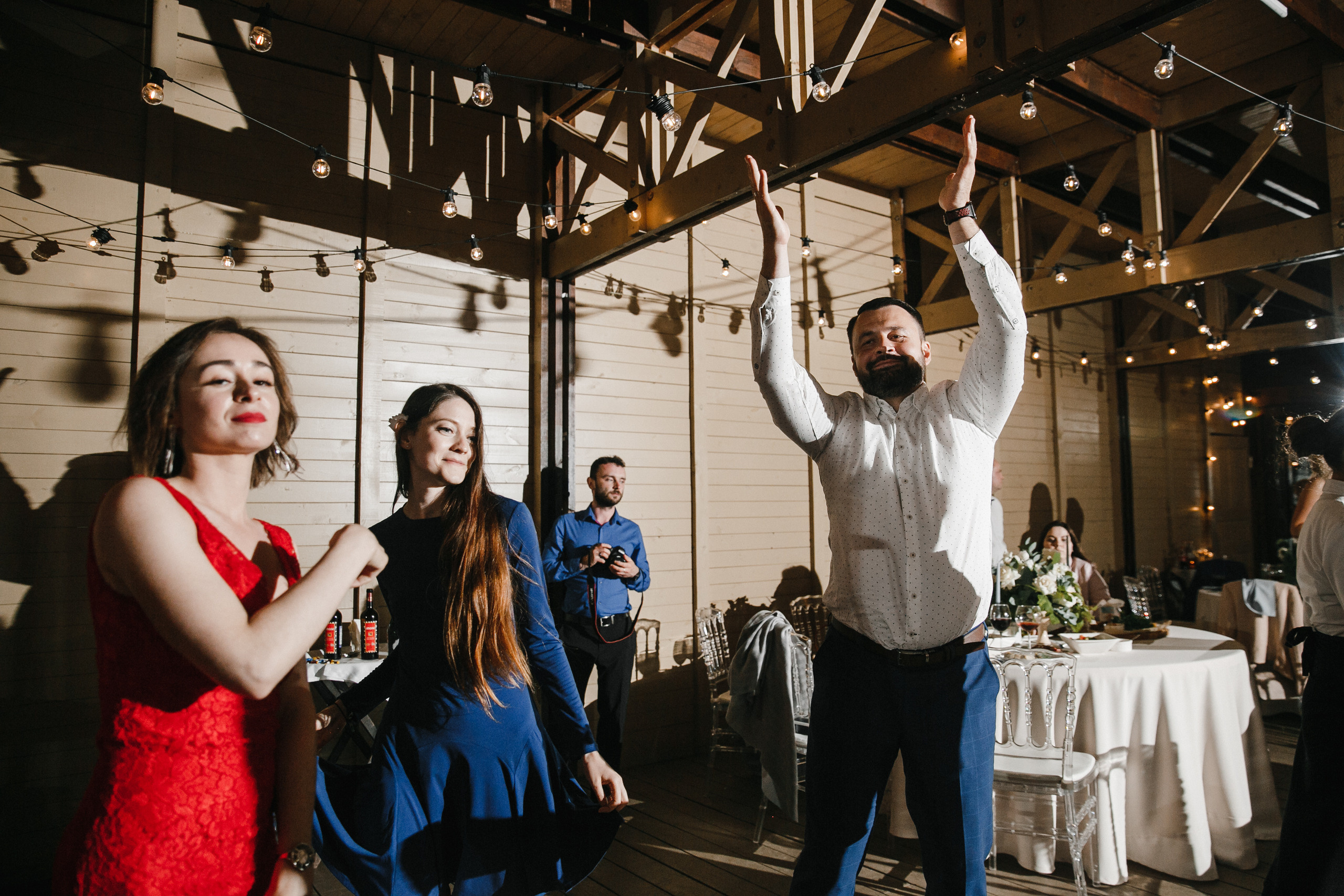 Влад и Ира. Ведущий на свадьбу в Москве Зубков Алексей