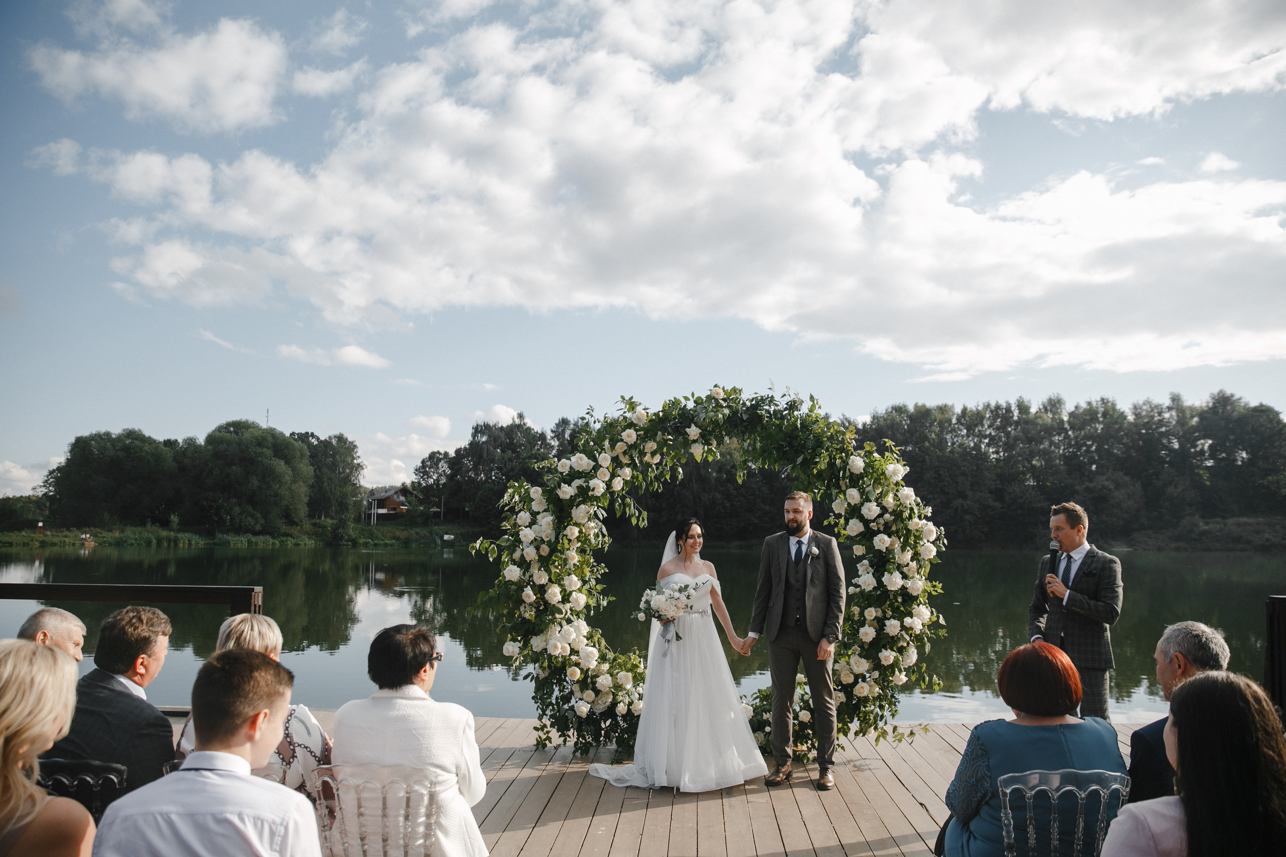 Влад и Ира. Ведущий на свадьбу в Москве Зубков Алексей