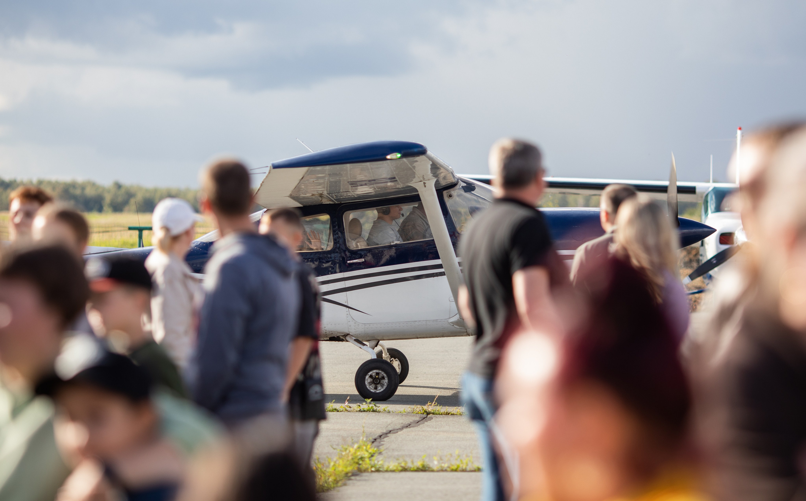 УЗСТ- Корпоративный тимбилдинг на аэродроме. Репортажный и свадебный фотограф в Челябинске Елисеев Павел