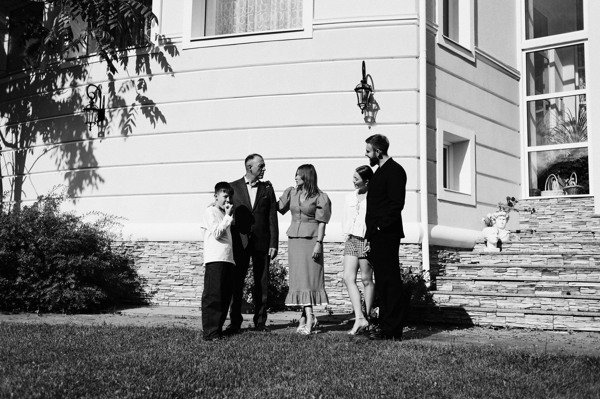 Семейная фотосессия в Тюмени — портреты поколений. Портретный фотограф Тюмень Дарья Мустафина