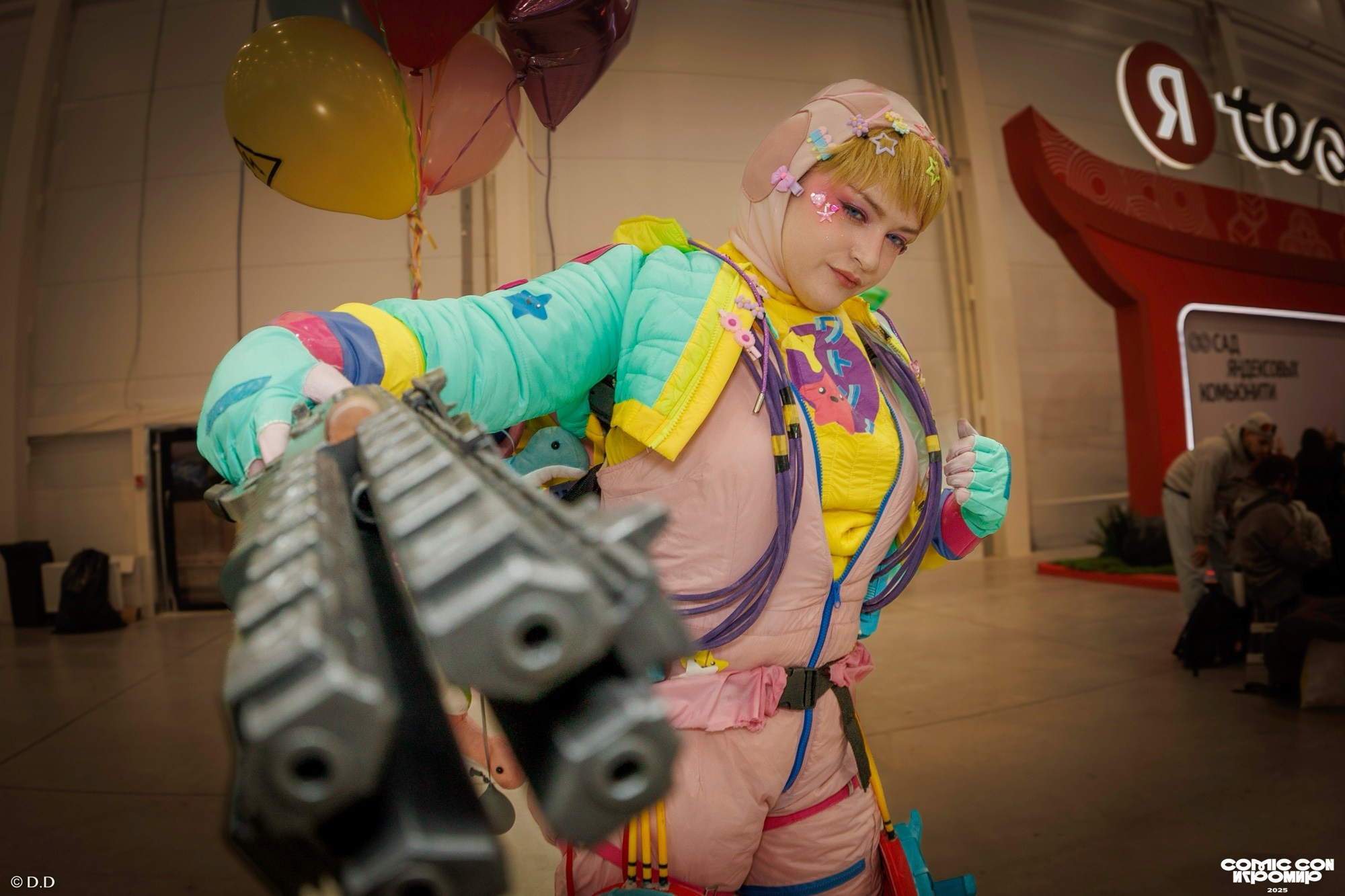 Comic Con Игромир 2025. Различные мероприятия и просто фотографии людей