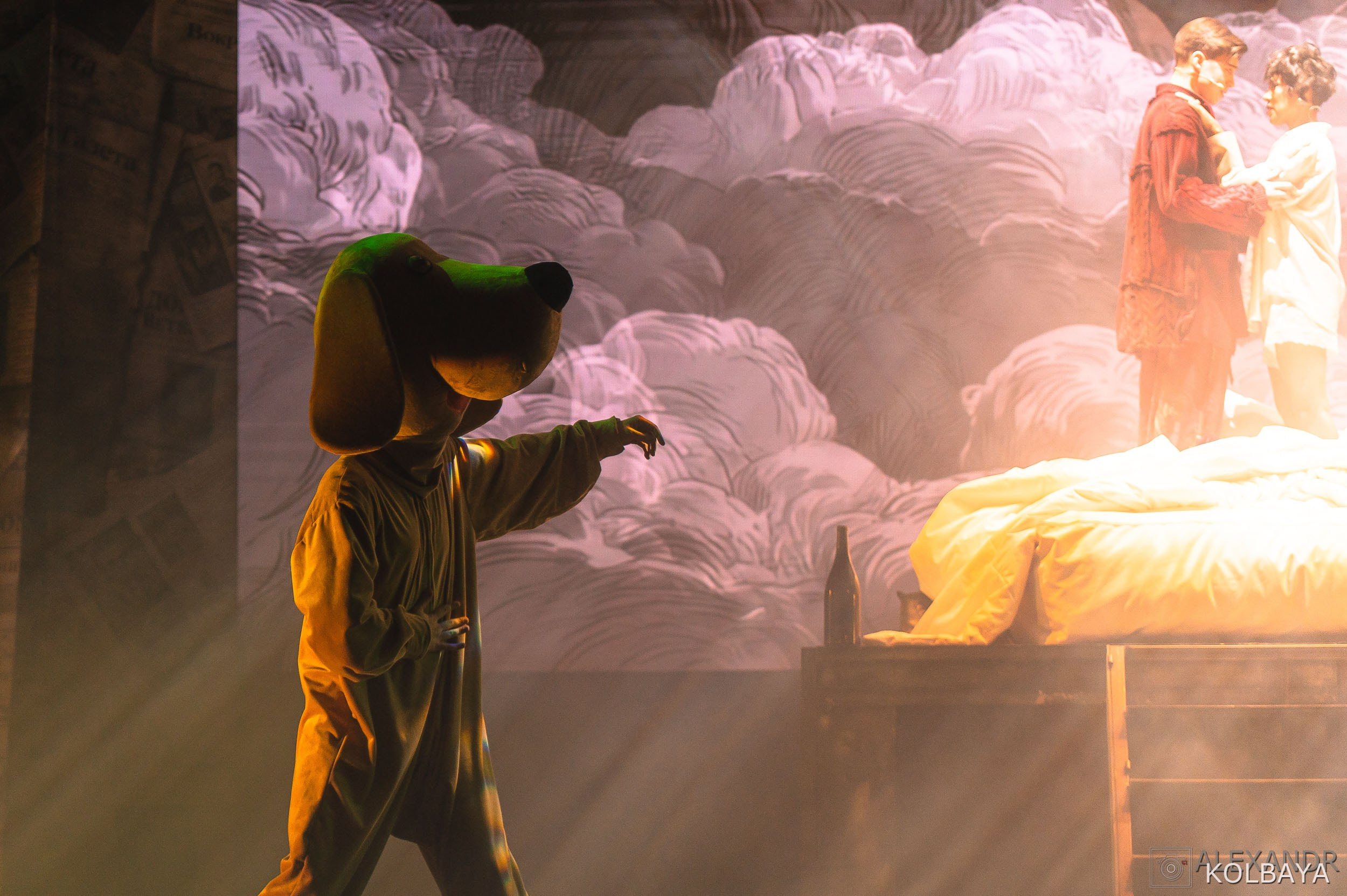 Фотографии со спектакля «Однажды в городе N». Концертный и театральный репортажный фотограф в Москве Александр Колбая