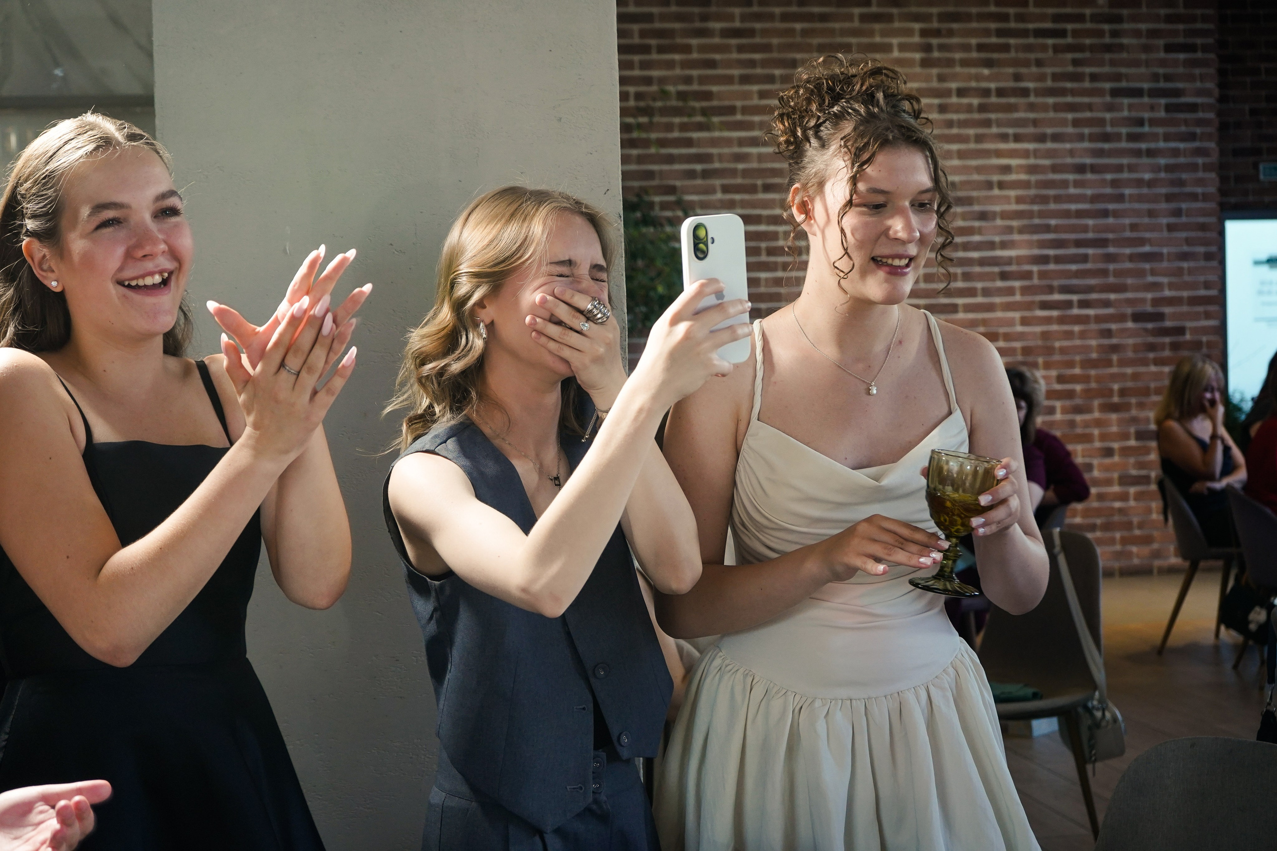 Выпускной вечер, гимназия № 40, 9 класс. Семейный и портретный фотограф в Екатеринбурге Анна Лобанова