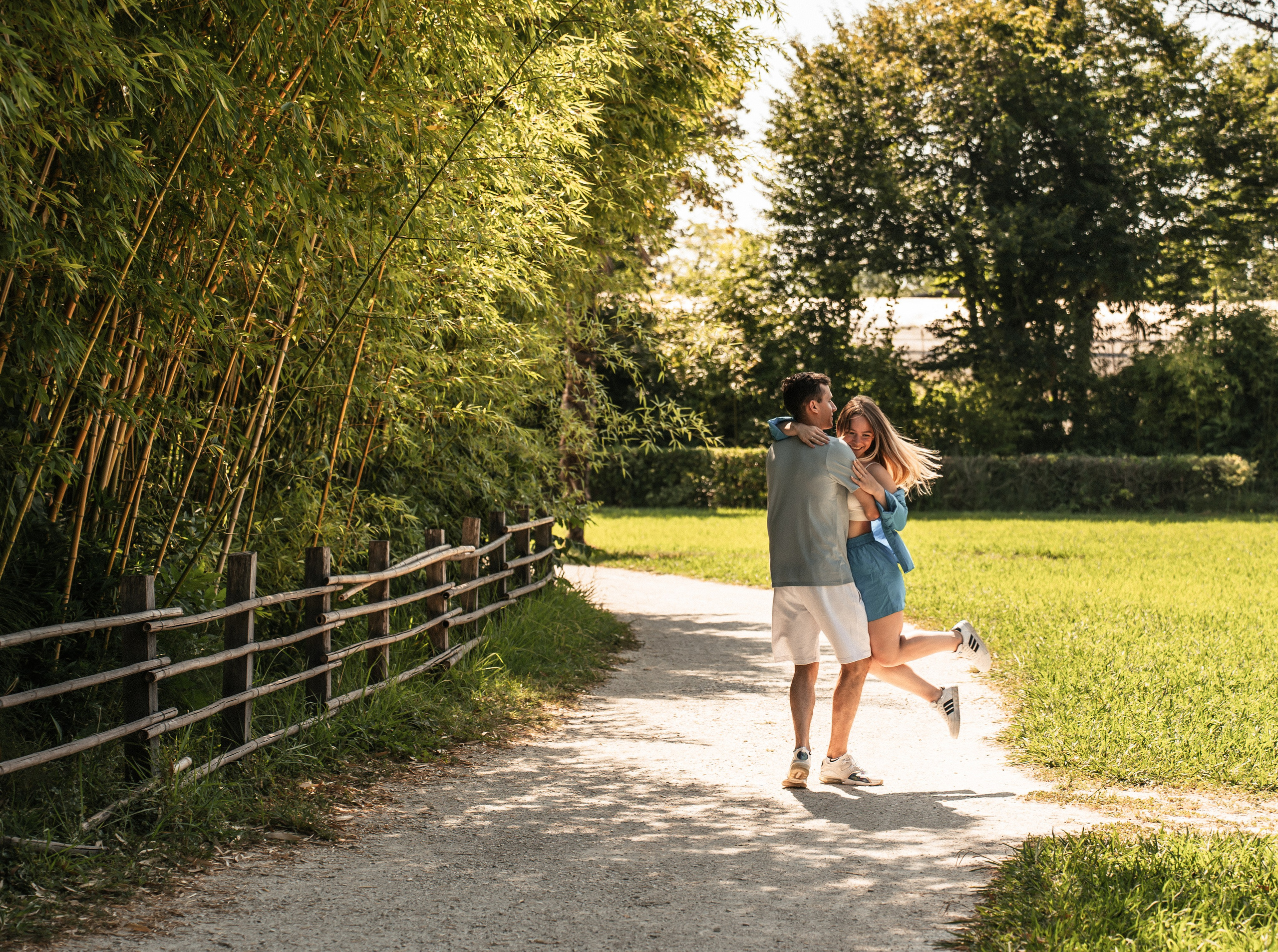 Место для фотосессии в Сочи, Адлере. Красивые свадебные фотосессии. Алина Бернд — свадебный и индивидуальный фотограф в Сочи и Адлере