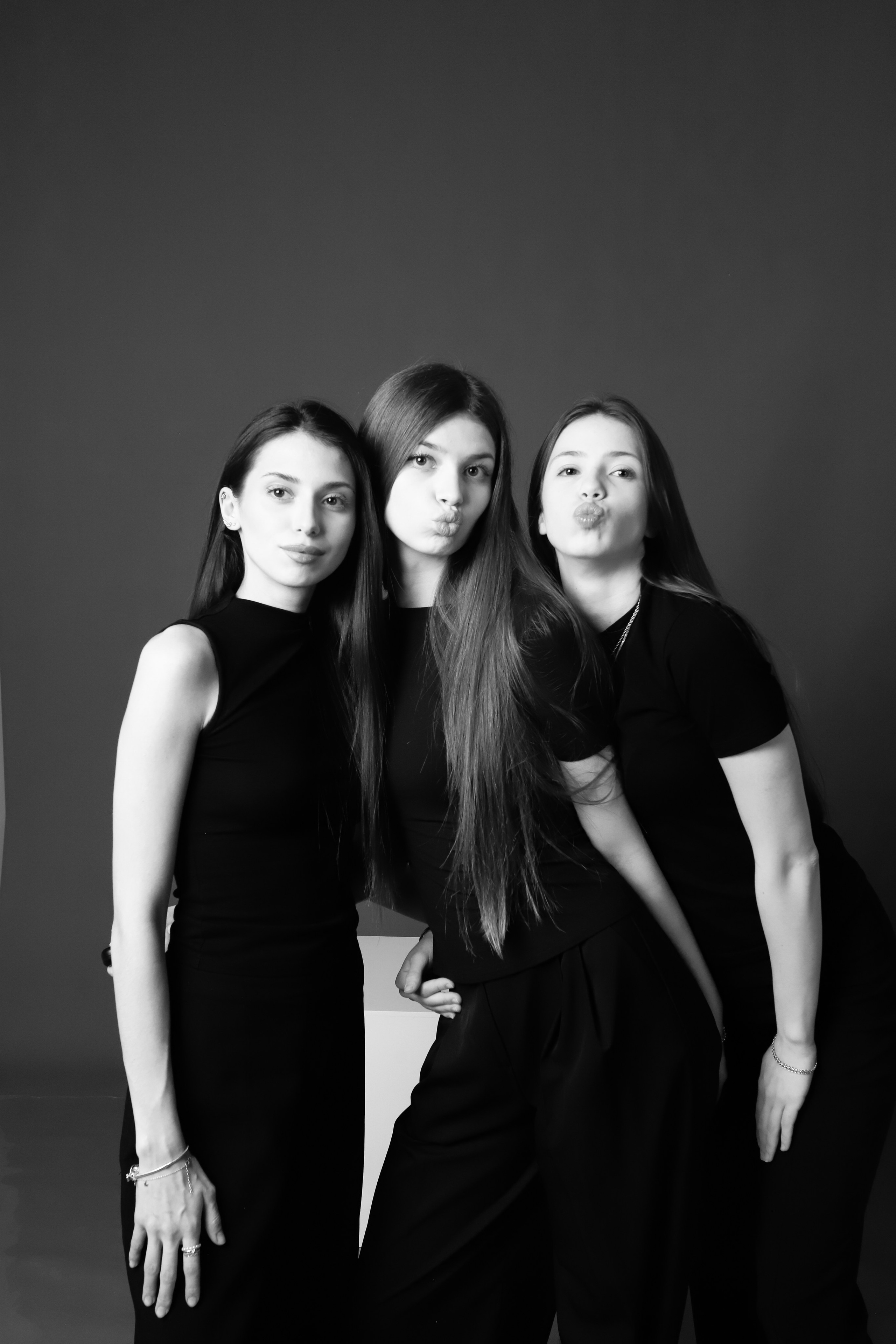 Семья. Фотостудия без фотографа в Санкт-Петербурге (Сделай свой автопортрет)