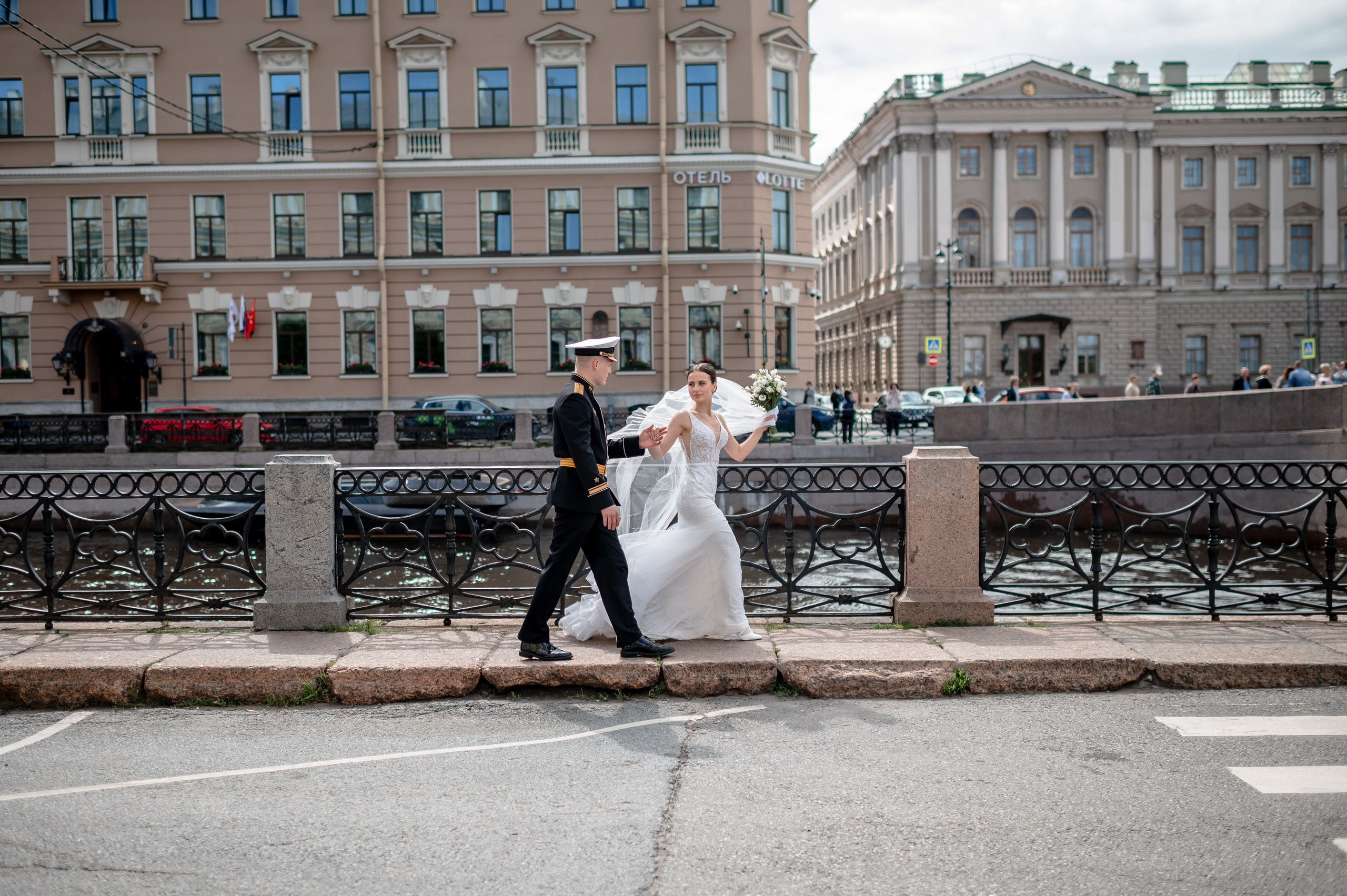 Елизавета и Максим (фотосессия у Дворца Штиглица, набережная Мойки и у Законодательного собрания). Портретный, семейный и свадебный фотограф в Санкт-Петербурге и в Пушкине Ширяев Денис