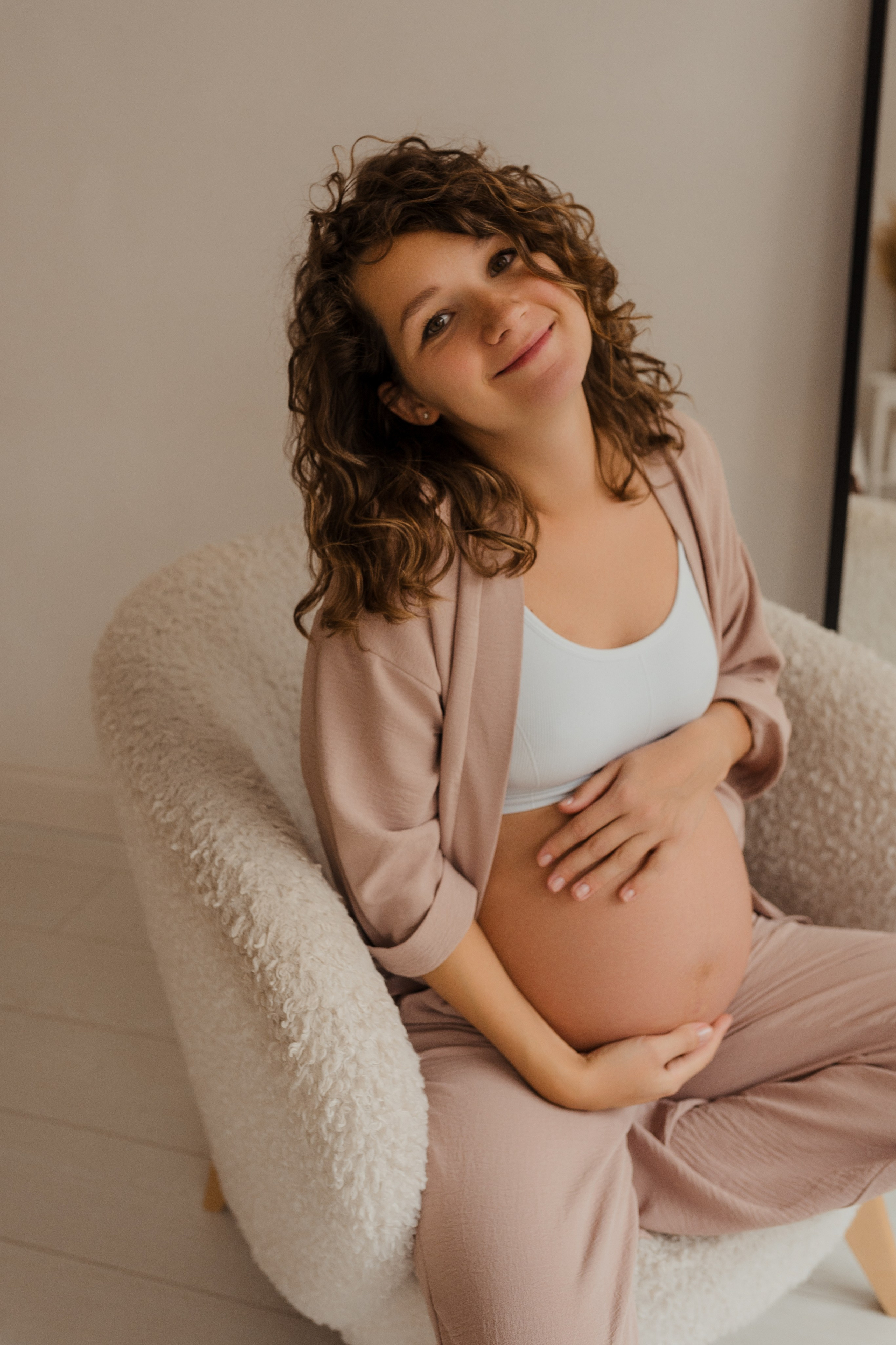 Семейная фотосессия в студии в Москве, семейный фотограф Анна Полушина. Свадебный фотограф в Москве Анна Полушина