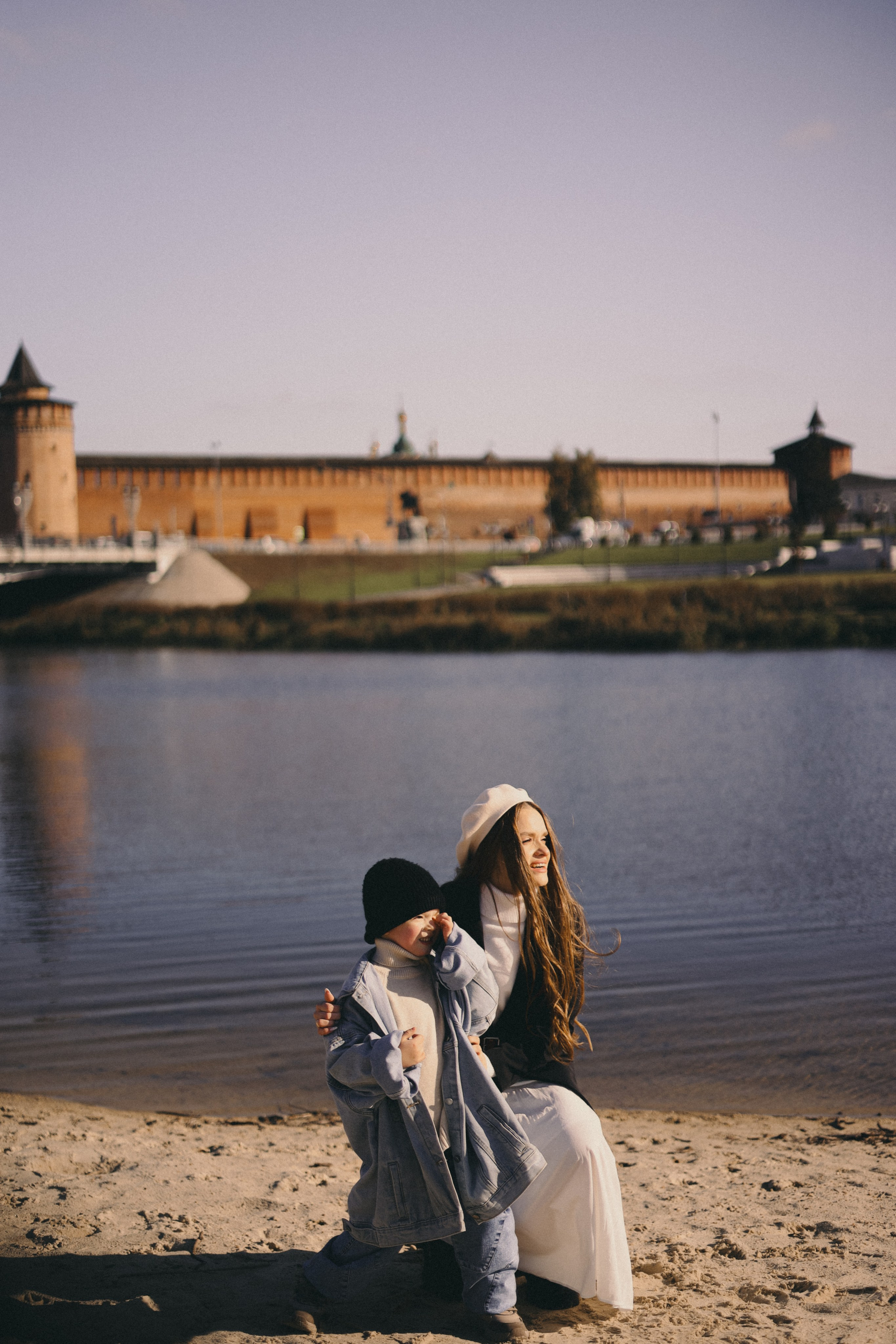 Игнат и его мама. Фотограф Мария Лаенко