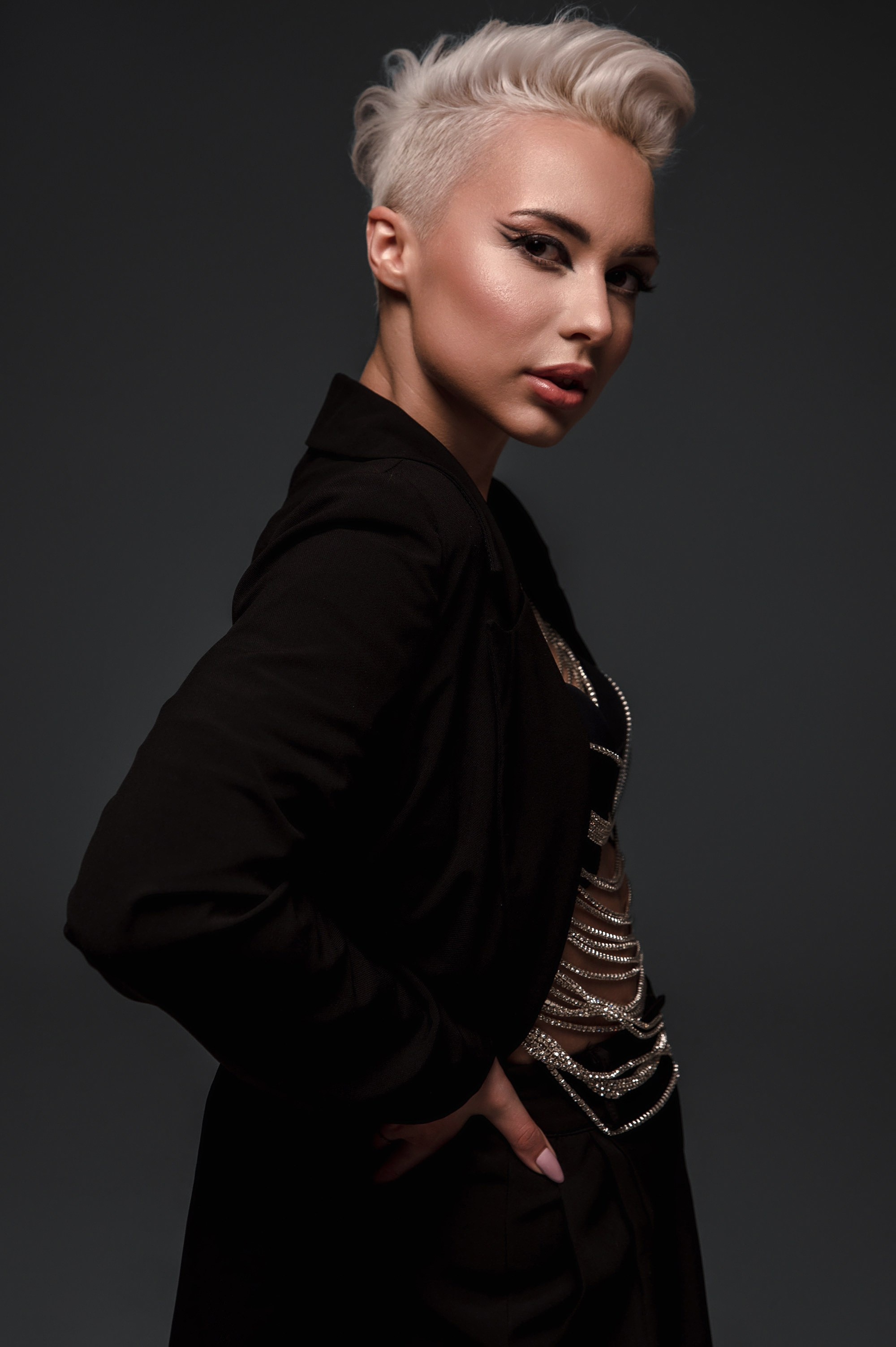 Портретная фотосъёмка в студии Тулы. Предметный и портретный фотограф в Туле. Юлия Даниленко