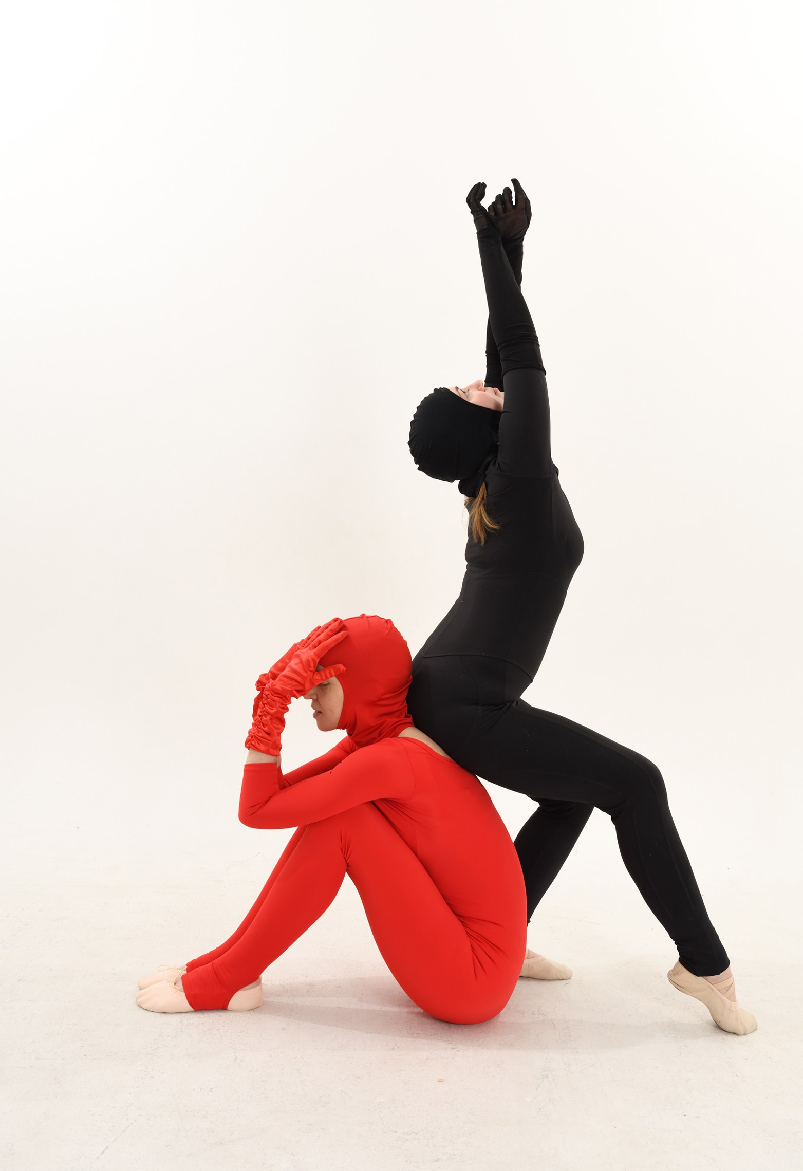 Robert Matheson. Yulia Yurchevskaya | Art Director & Visual Visionary