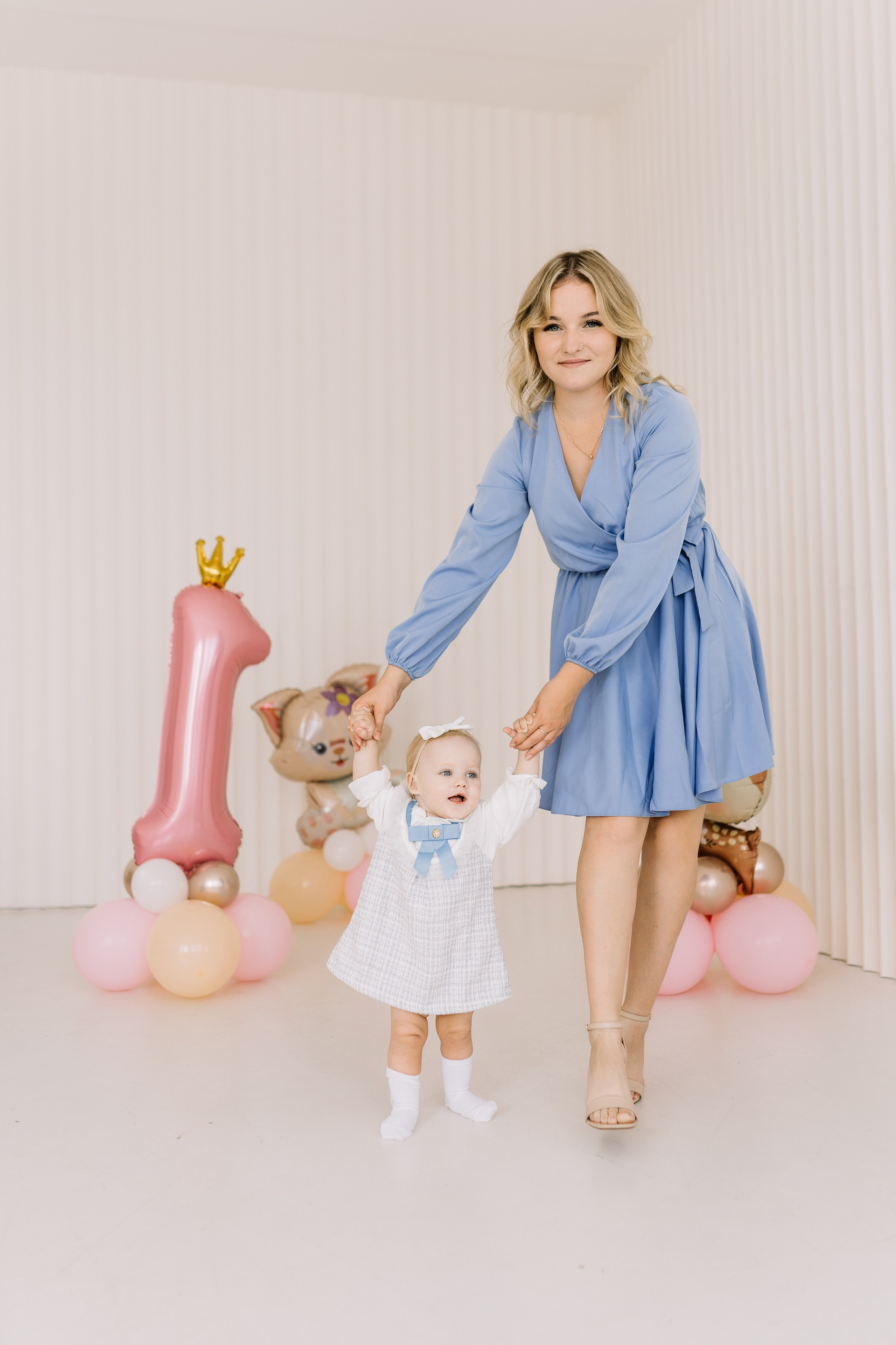 Николь 1 годик