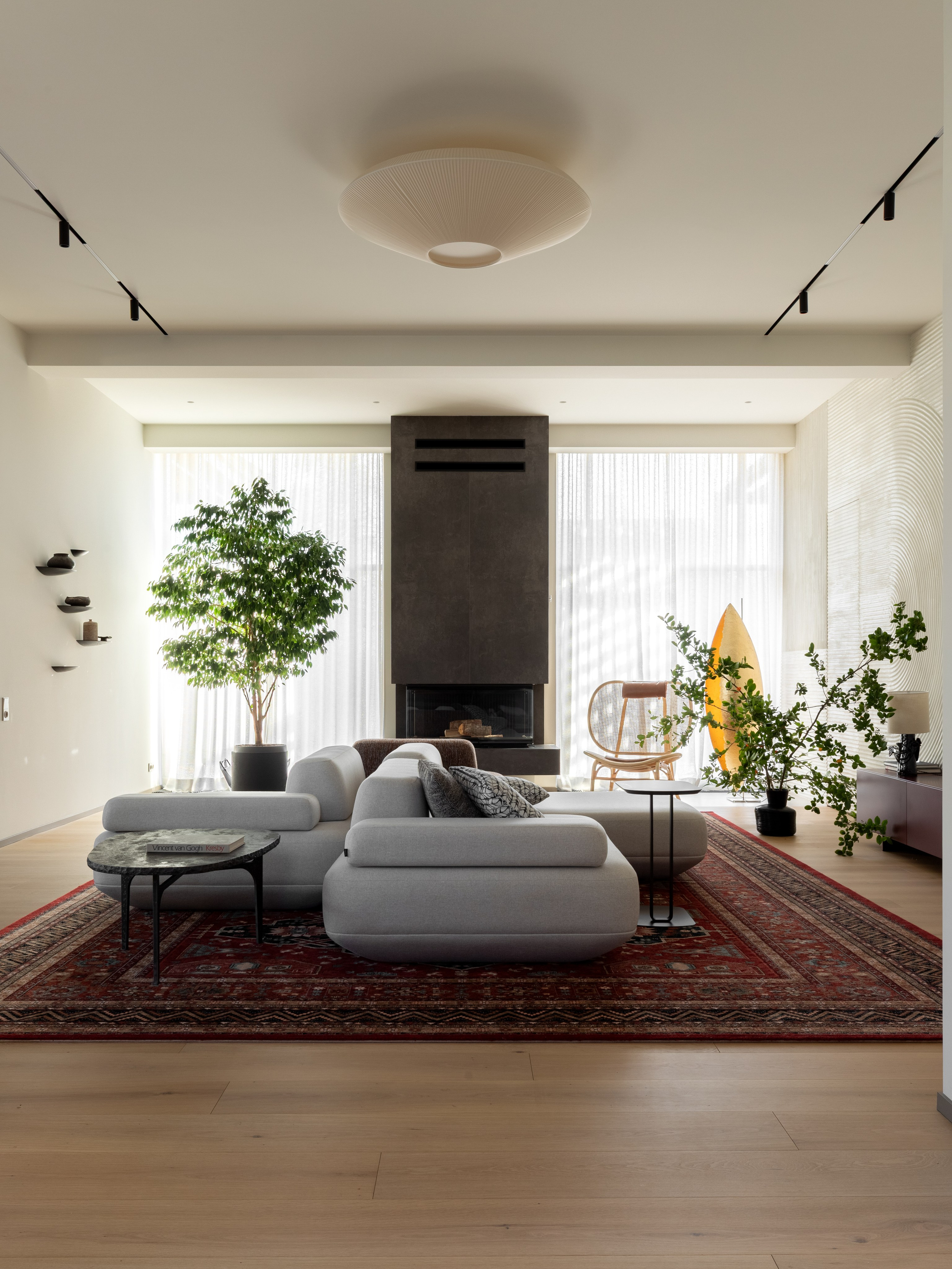 Съемка дома в Петергофе для BRIGHT BURO. Интерьерный фотограф в Санкт-Петербурге Ксения Сорокина