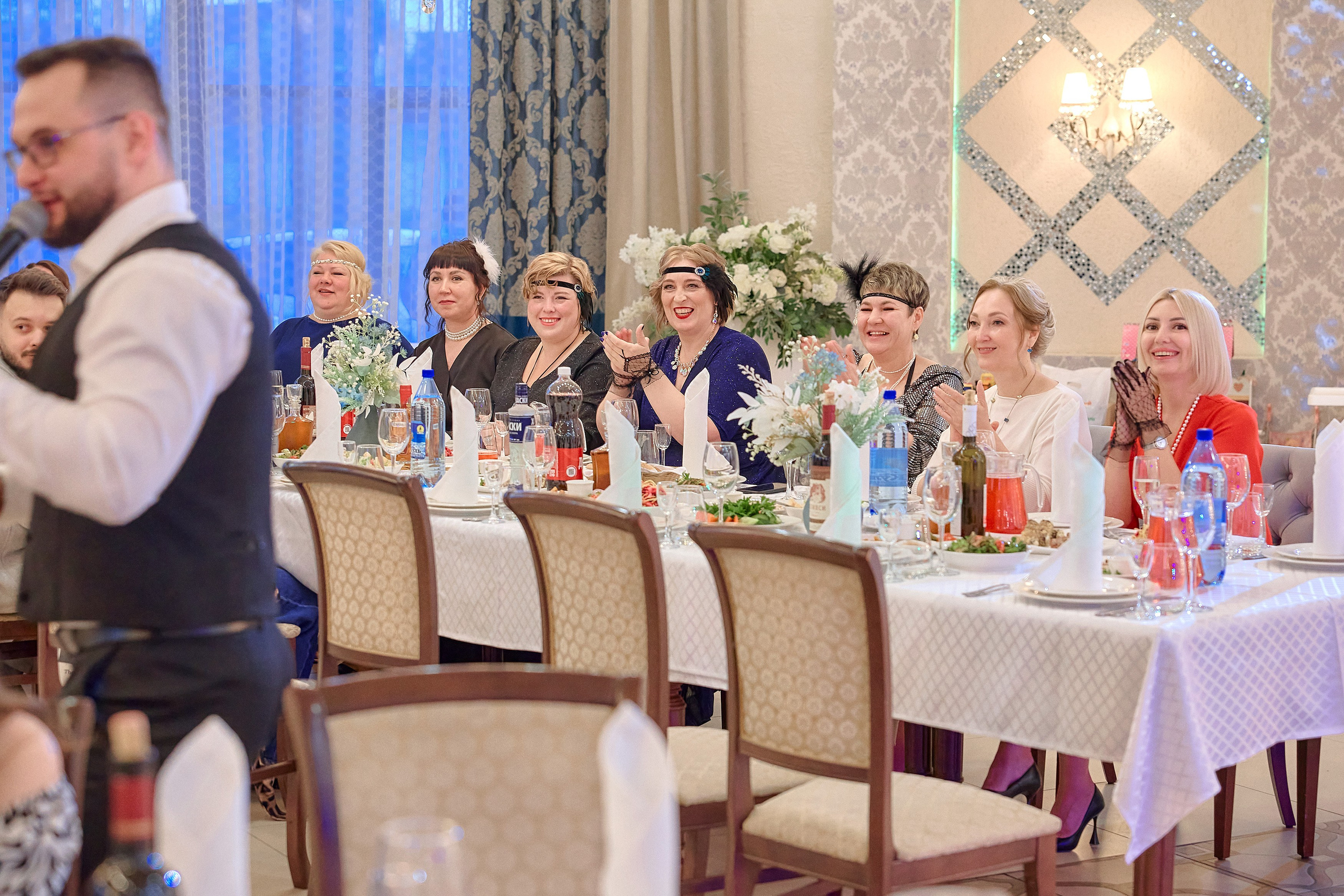 Портфолио репортажной фотосъёмки: Выпускной в ресторане «Император». Фотограф Яковлев Роман — Красноярск