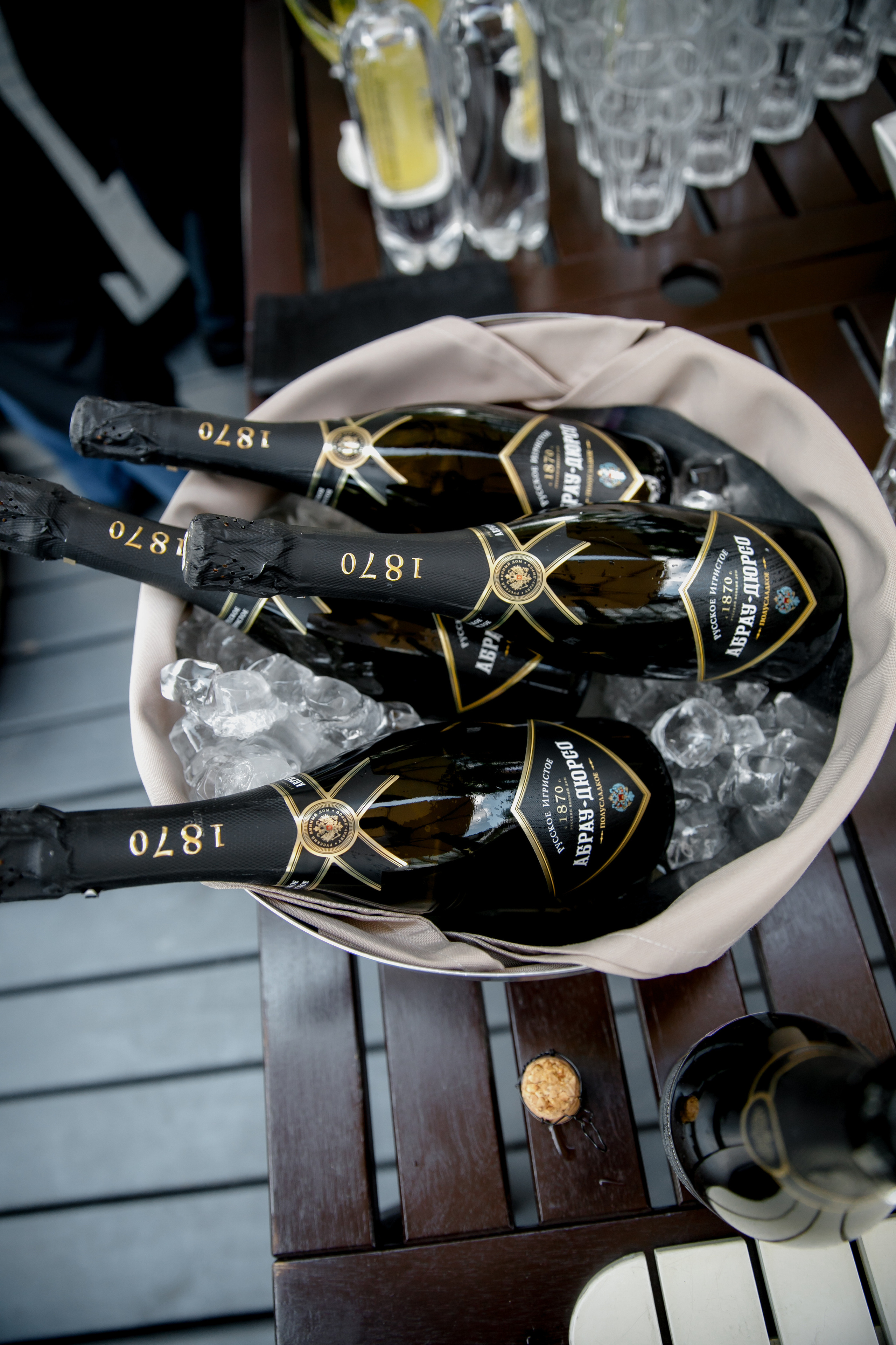 Александр и Люда. Красивая классика. Свадебный фотограф Марина Назарова Москва