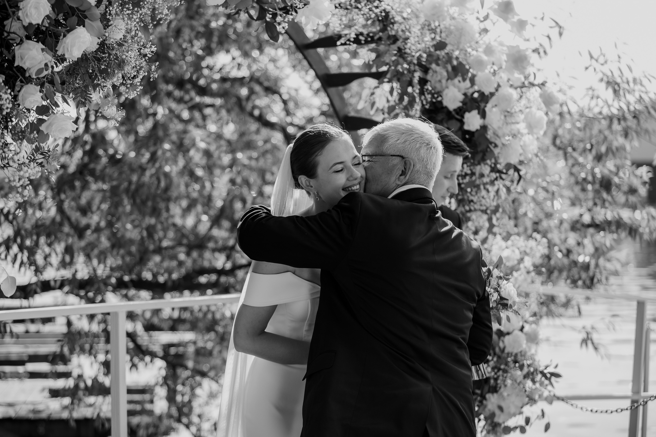 Александр и Люда. Красивая классика. Свадебный фотограф Марина Назарова Москва