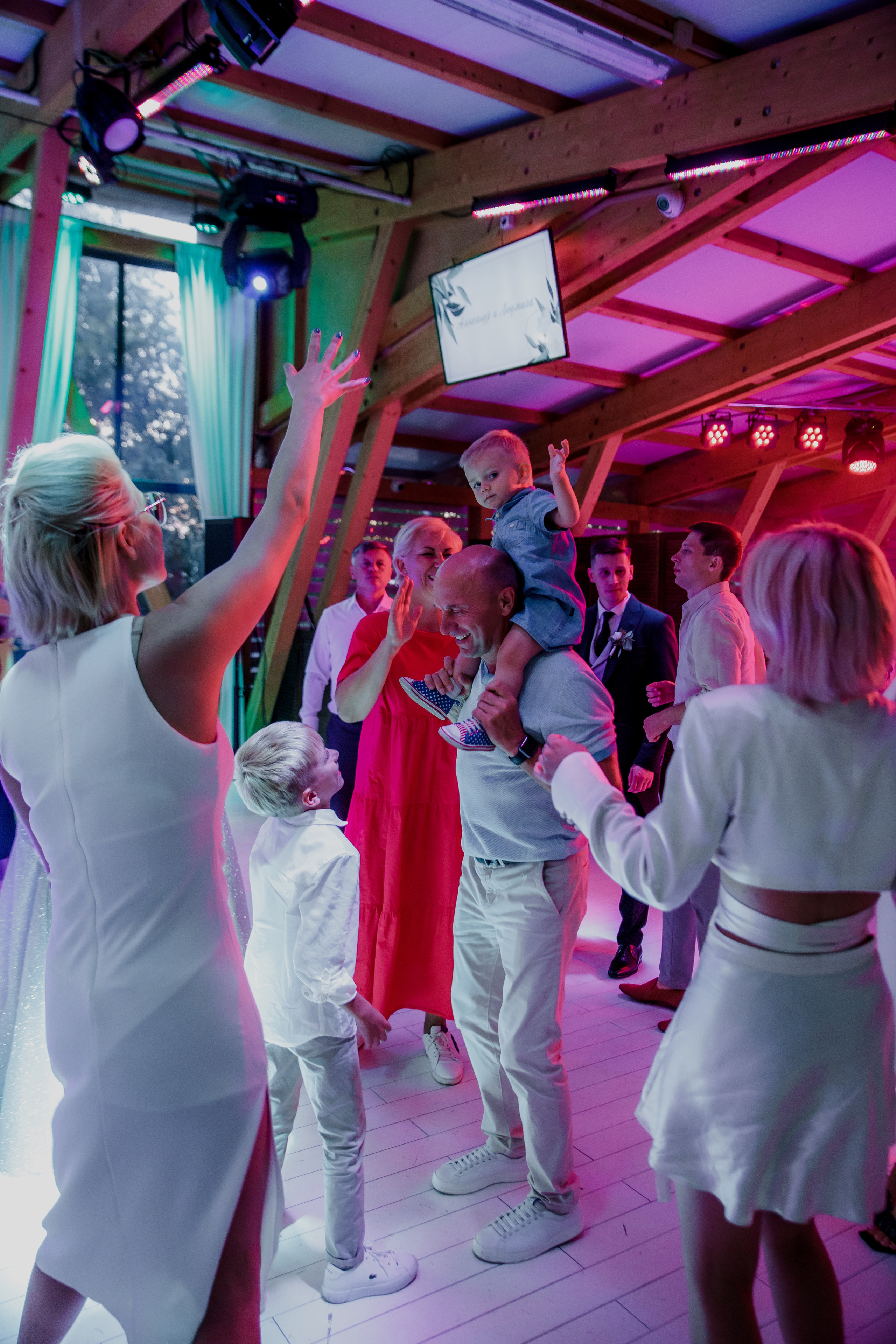 Александр и Люда. Красивая классика. Свадебный фотограф Марина Назарова Москва