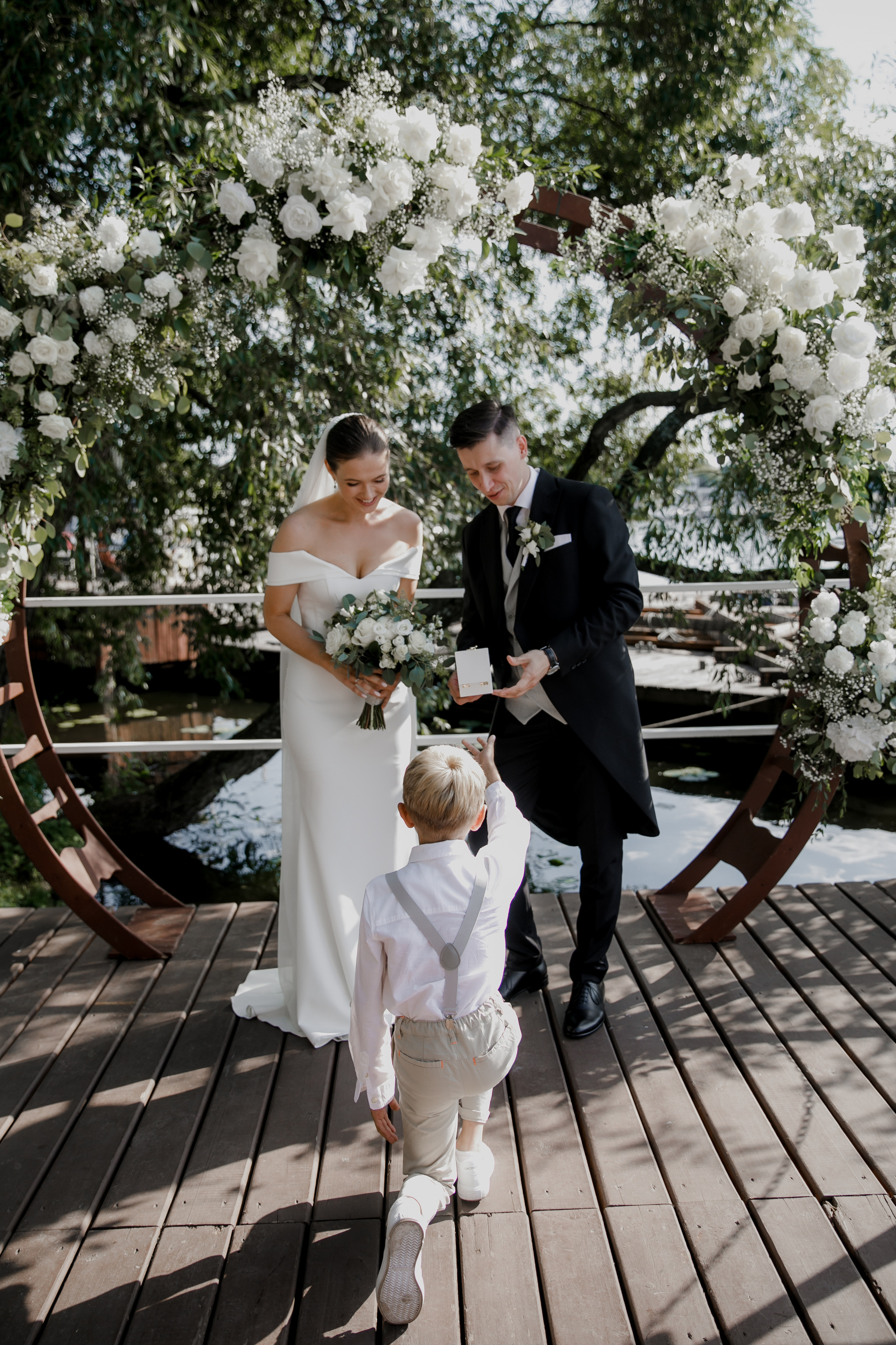 Александр и Люда. Красивая классика. Свадебный фотограф Марина Назарова Москва