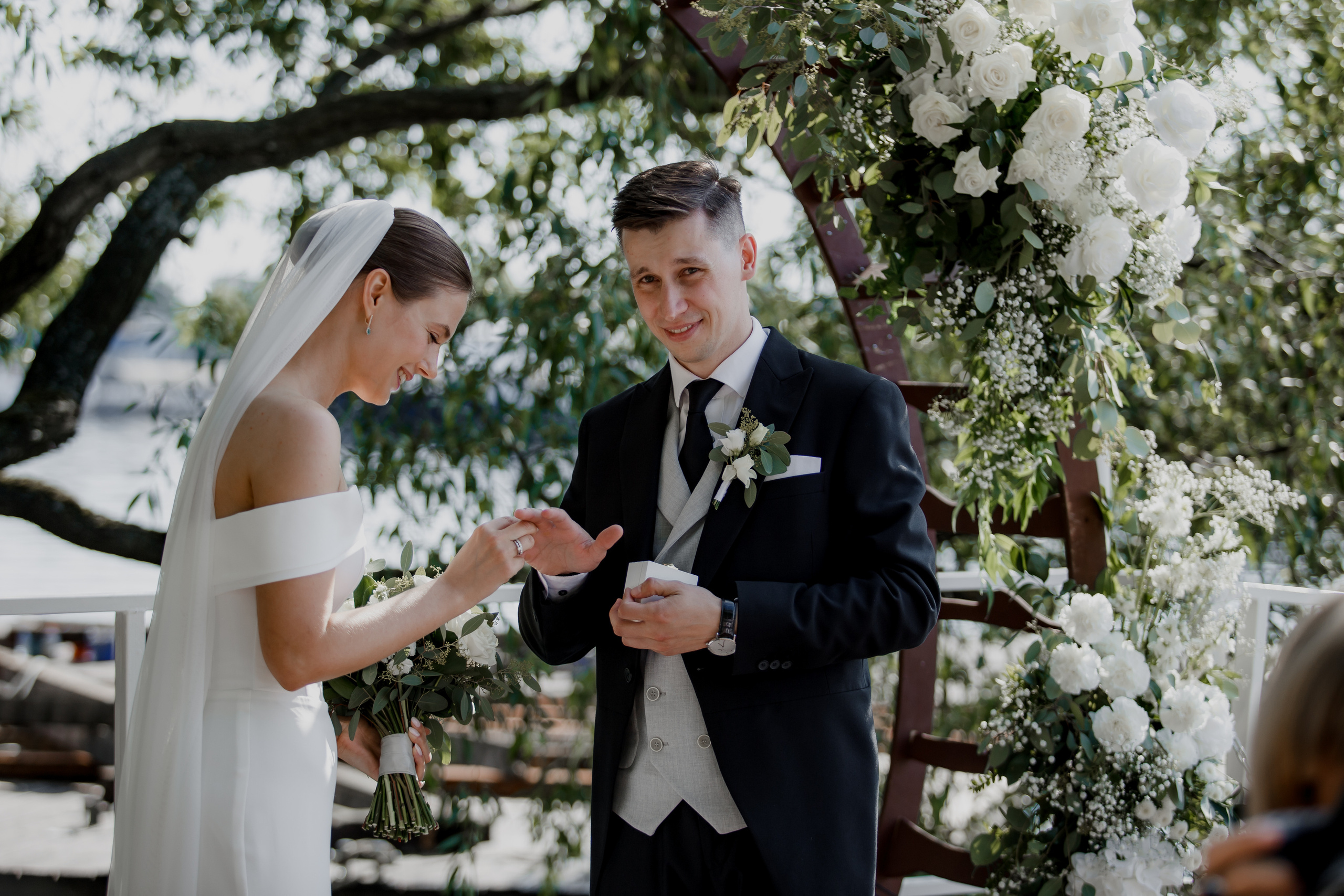 Александр и Люда. Красивая классика. Свадебный фотограф Марина Назарова Москва