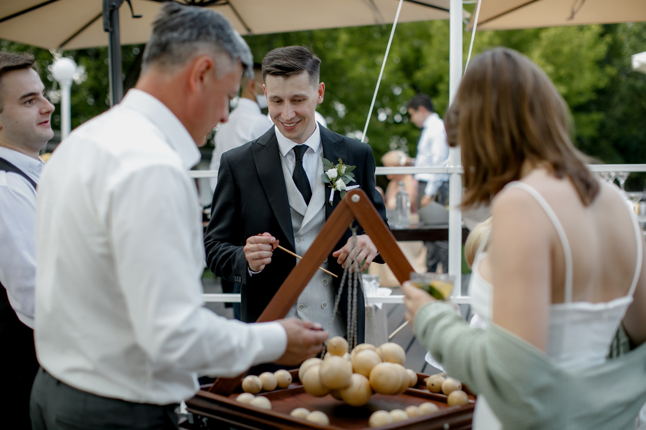 Александр и Люда. Красивая классика. Свадебный фотограф Марина Назарова Москва