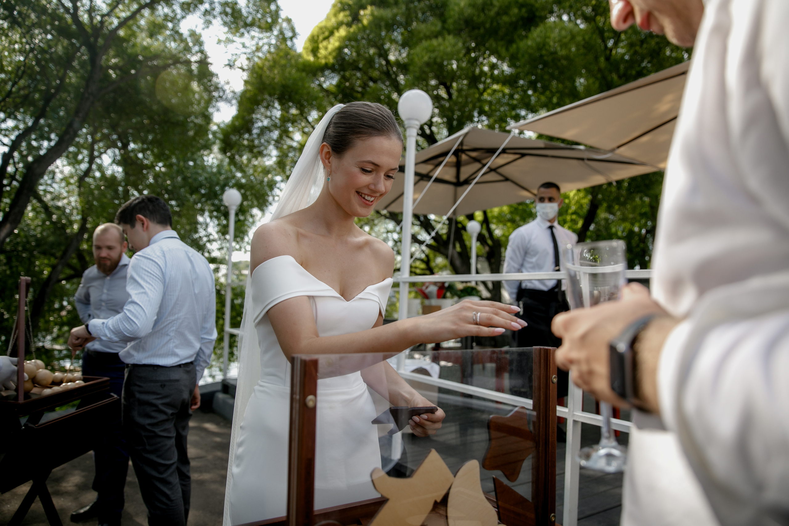 Александр и Люда. Красивая классика. Свадебный фотограф Марина Назарова Москва