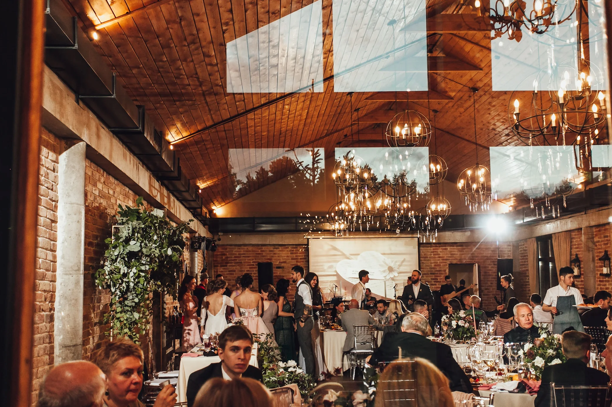 Саша и Сережа. Свадьба в Артиленд. Вечерняя церемония. Свадебный фотограф Марина Назарова Москва