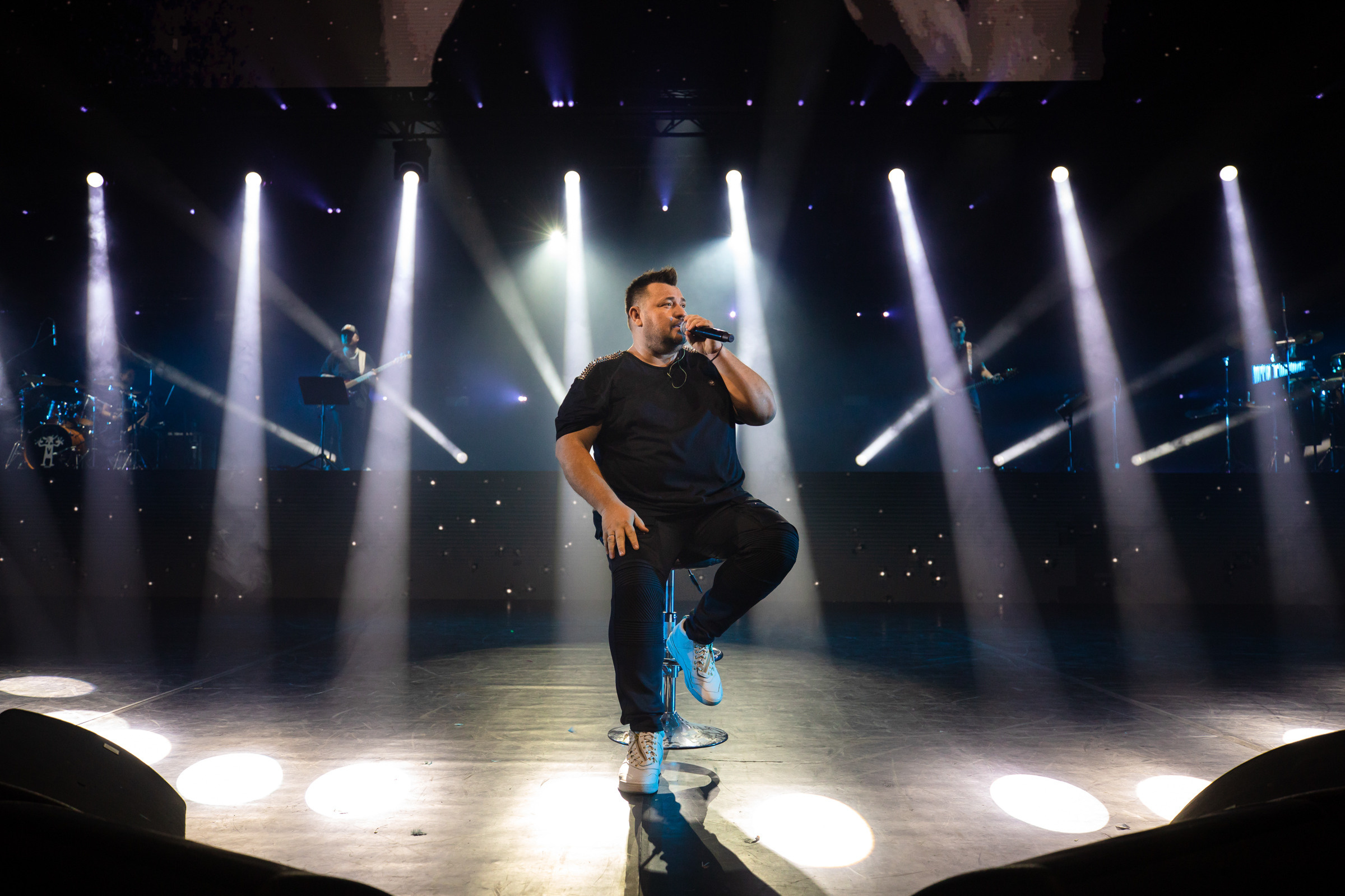 Руки вверх. Свадебная фото-видеосъемка в Москве и Мо