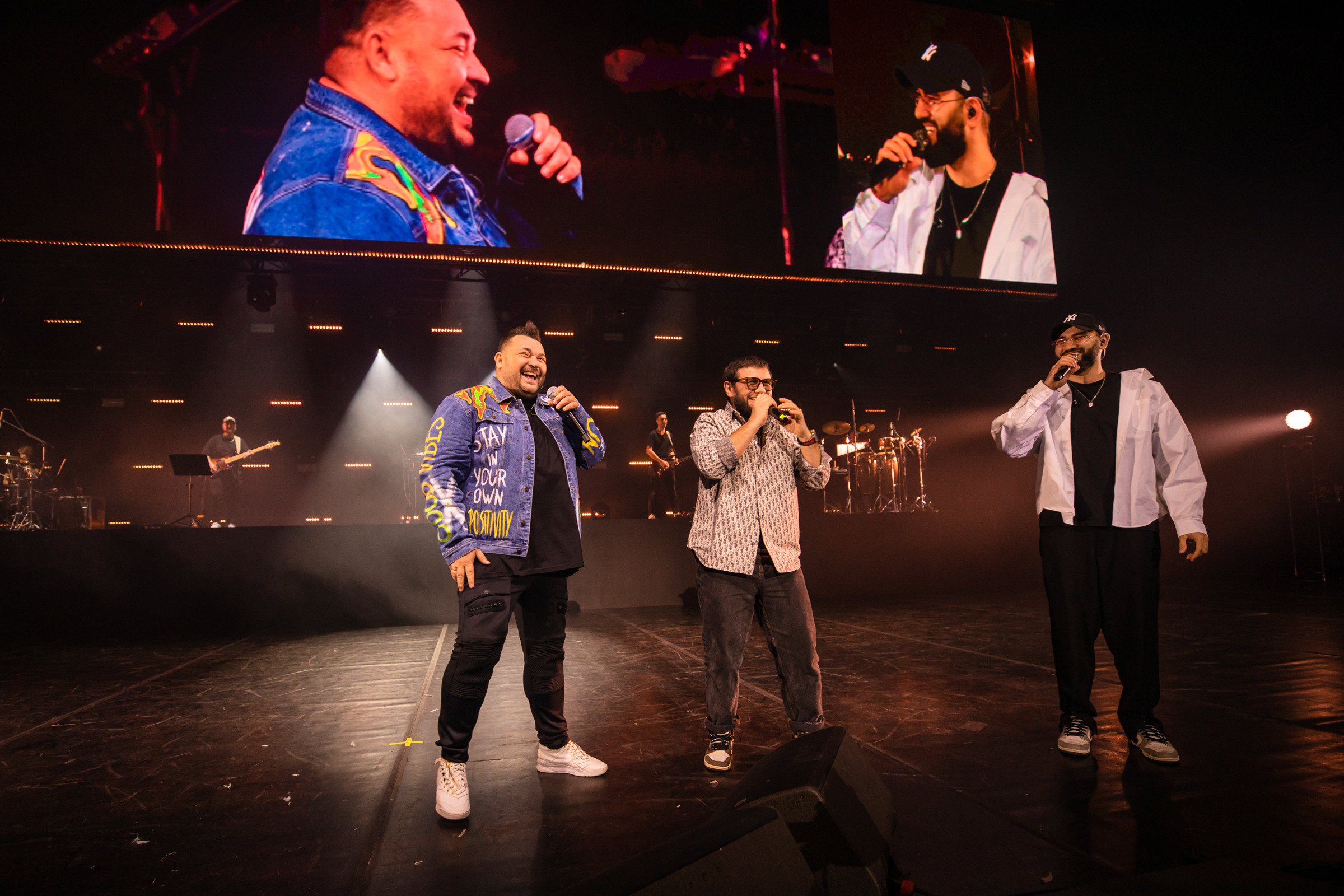 Руки вверх. Свадебная фото-видеосъемка в Москве и Мо